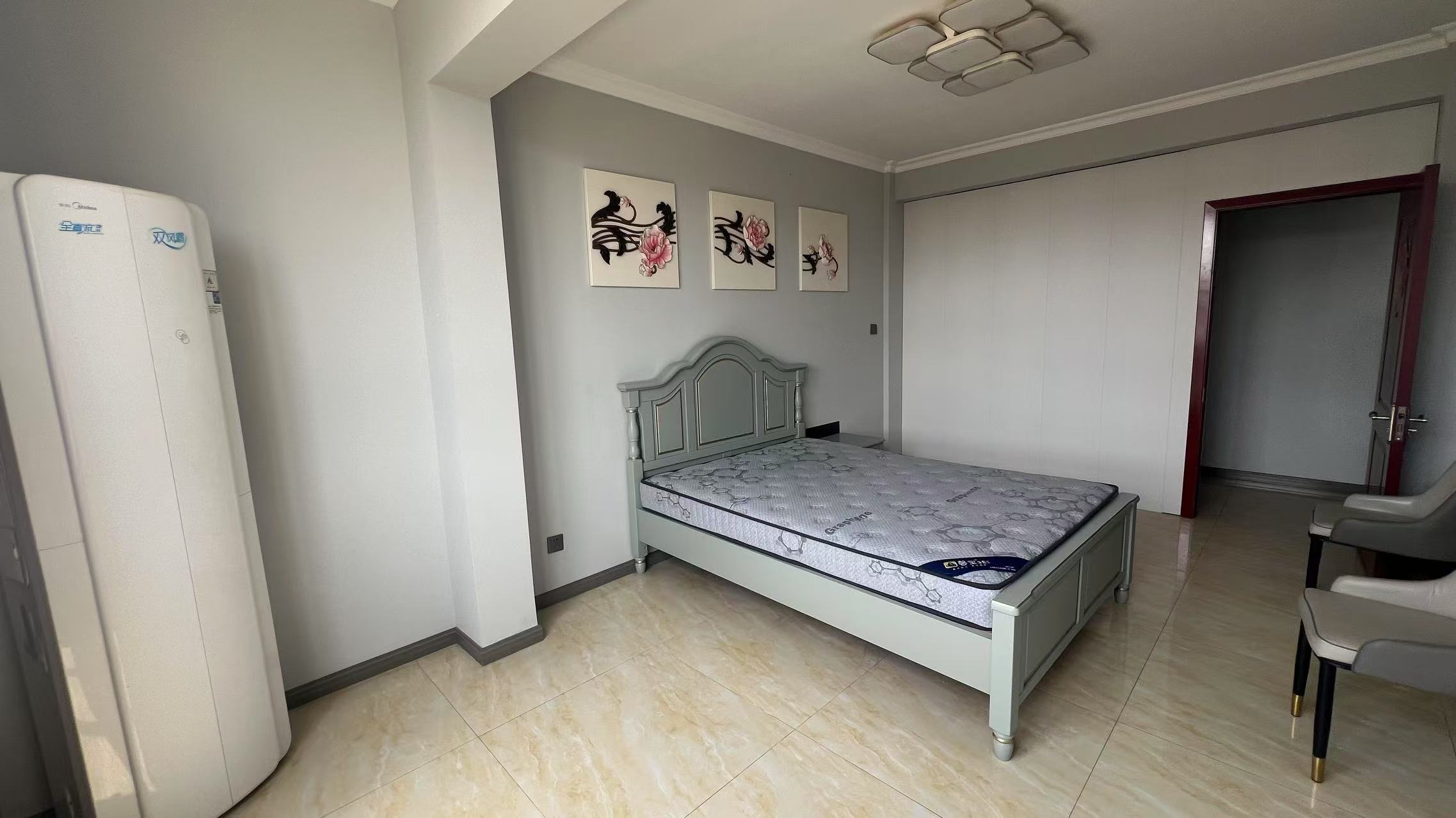 金色城邦 3室2厅1卫 120.00m&sup2;