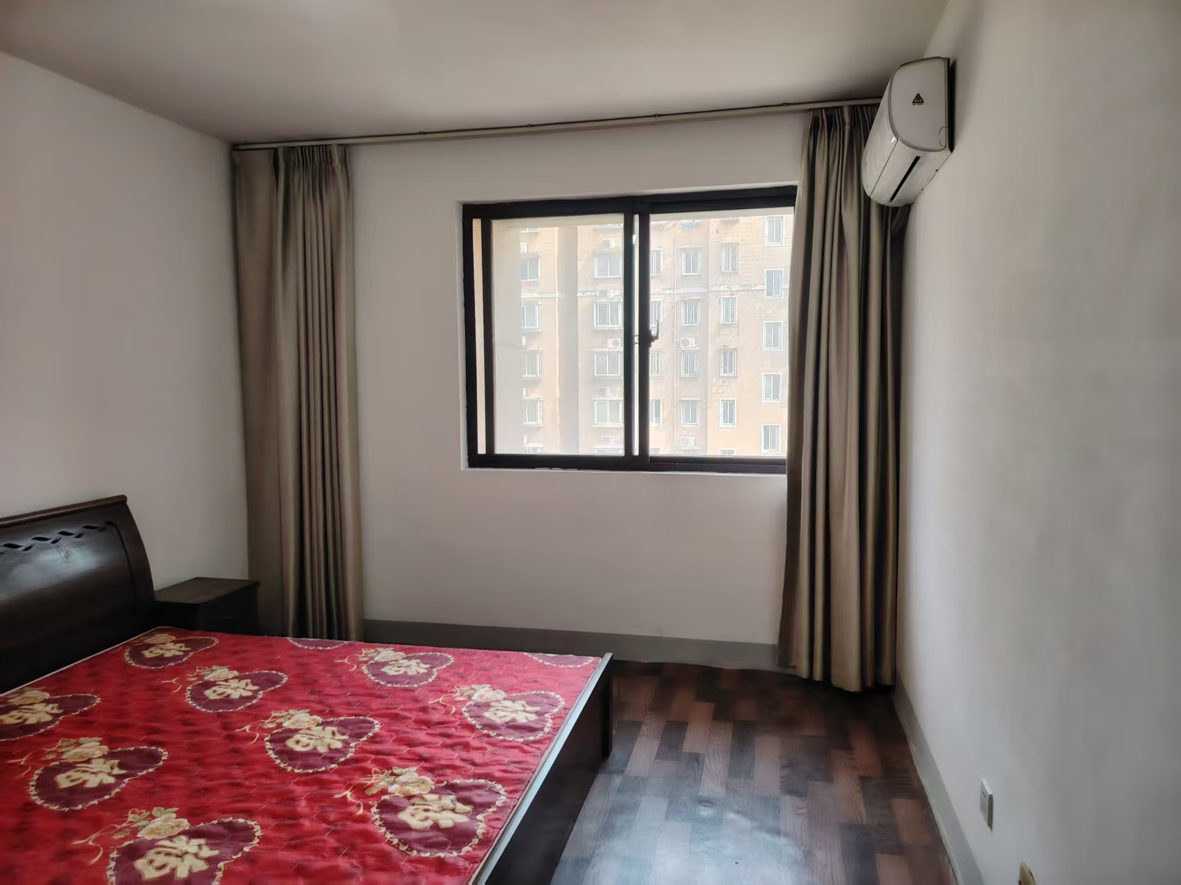 外滩花苑 2室1厅1卫 89m&sup2;