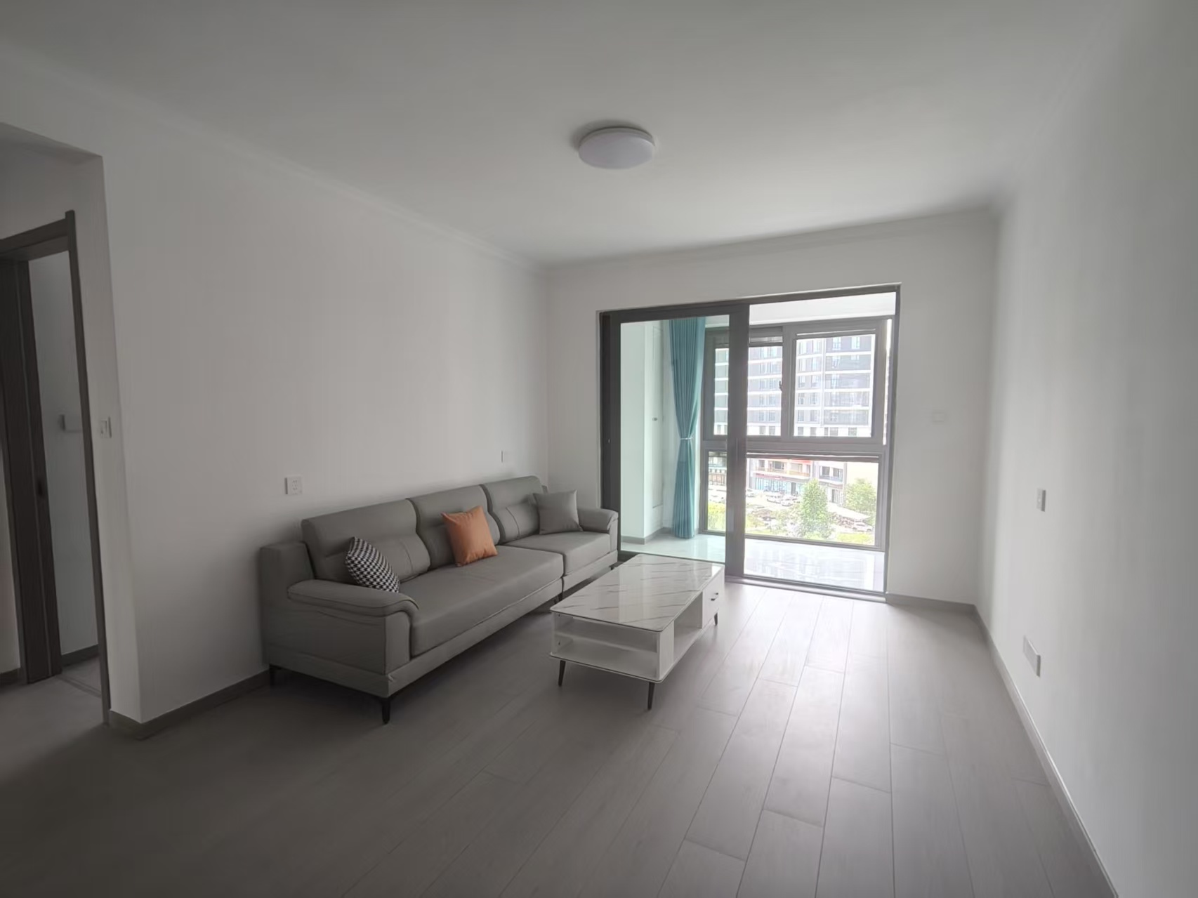 卓越悦宸 3室2厅1卫 98.00m&sup2;