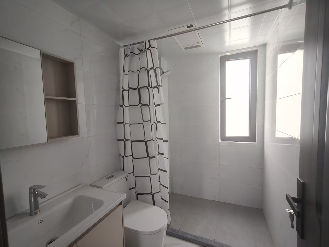 卓越悦宸 3室2厅1卫 98.00m&sup2;