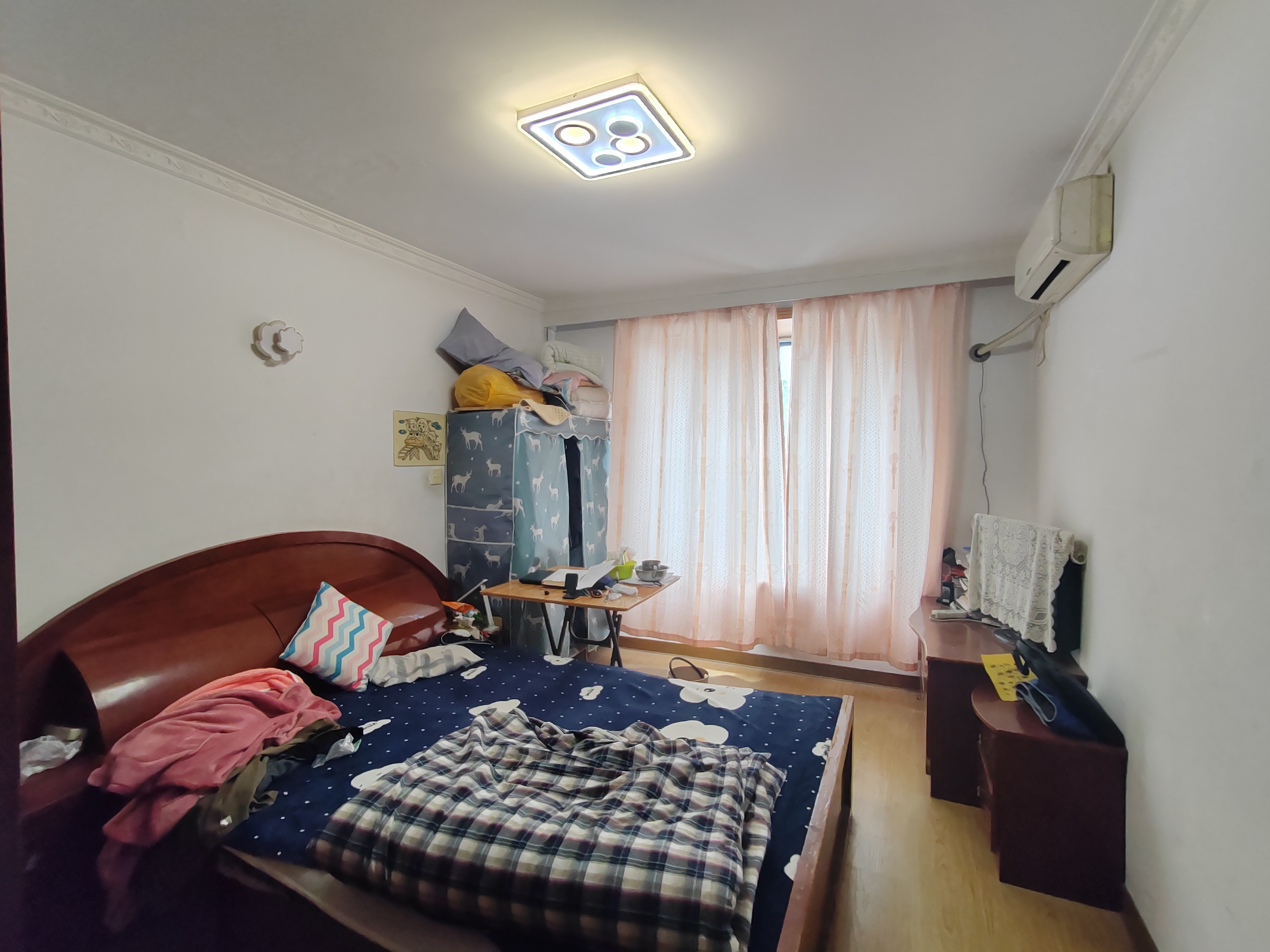 新建路新村(新建花苑) 3室1厅1卫 108m&sup2;
