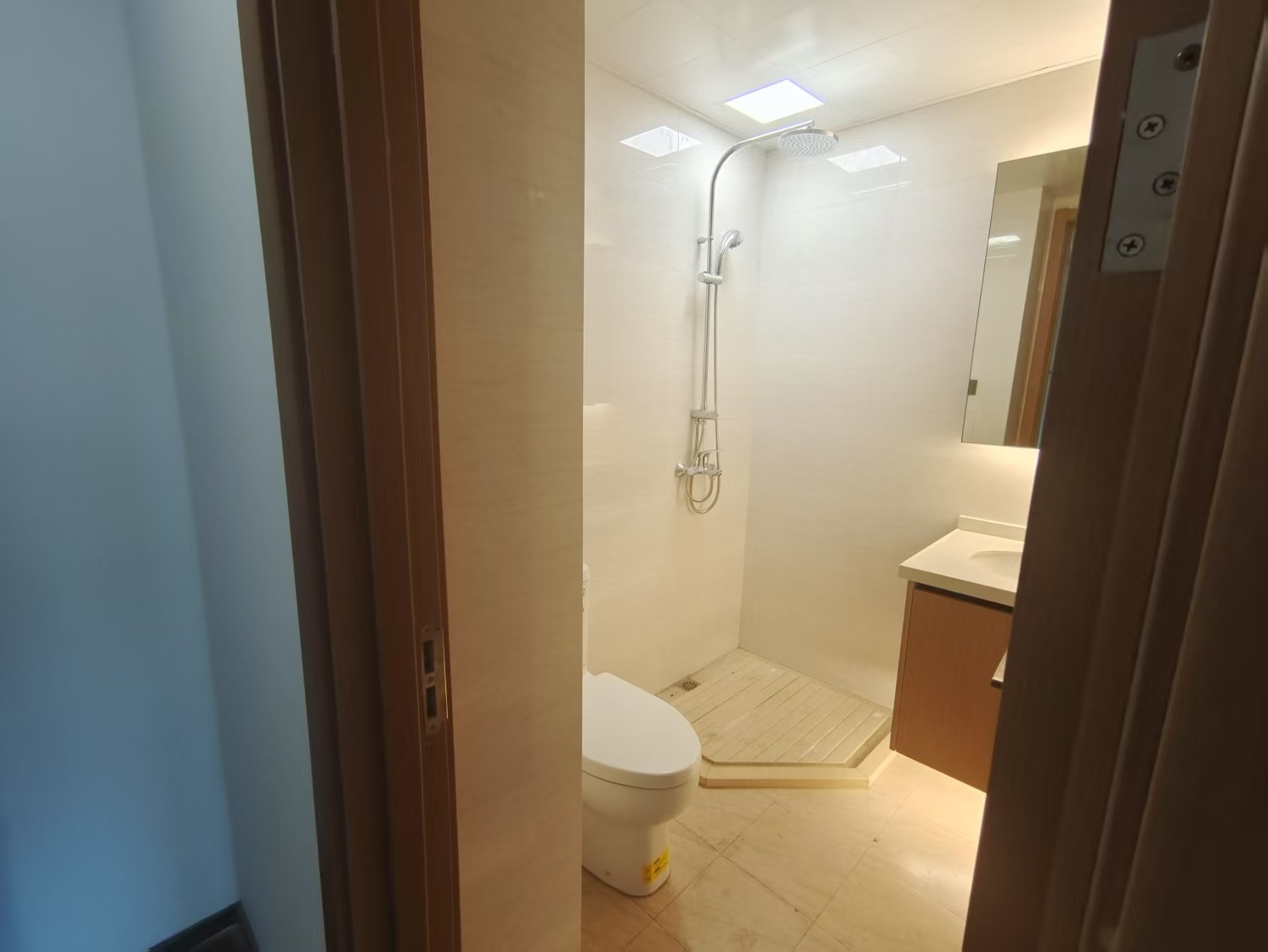 春风南岸东园 4室2厅3卫 215.00m&sup2;