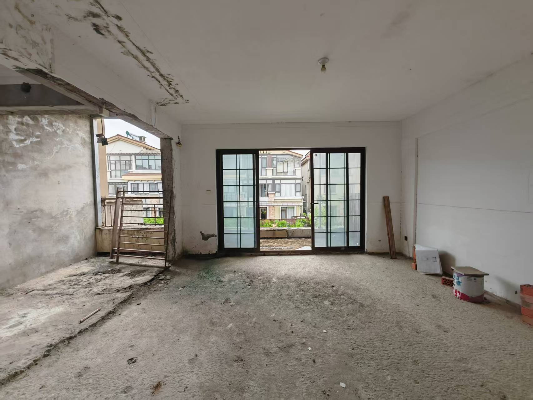 万科有湖(翡翠心湖) 4室2厅2卫 231.92m&sup2;