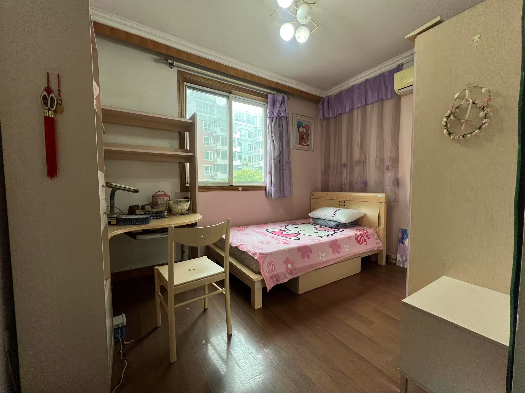 天安花园 3室2厅2卫 131.00m&sup2;