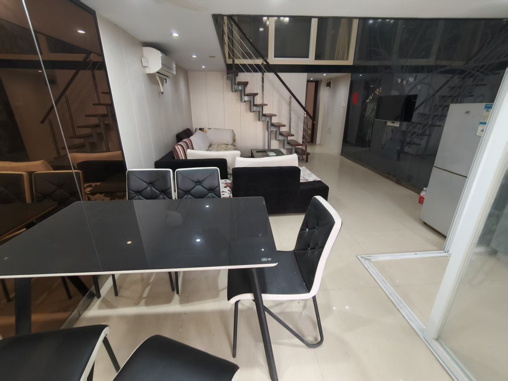 恒生汇金苑 2室1厅1卫 60m²