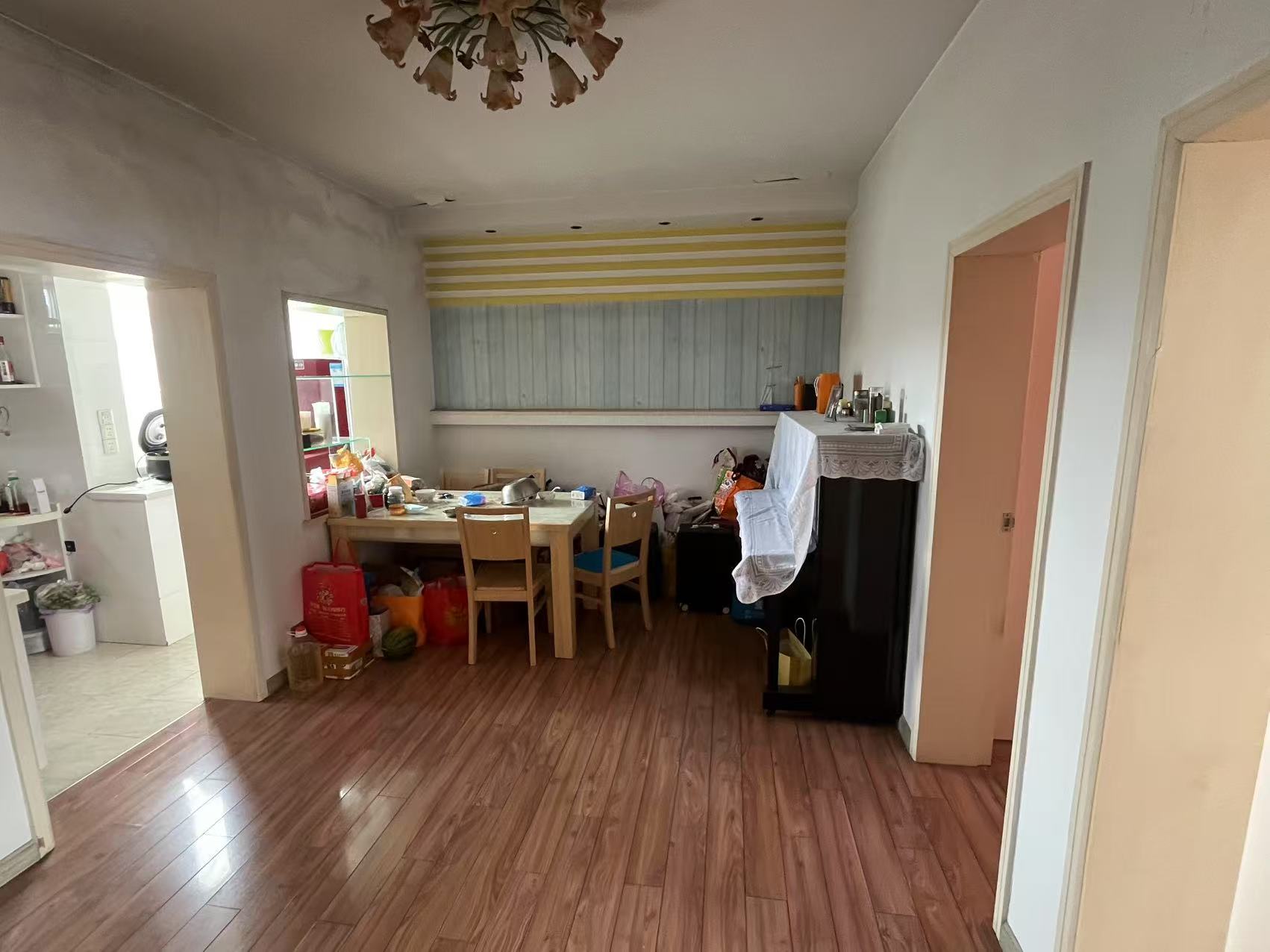 莘园路新村 2室2厅1卫 90m²