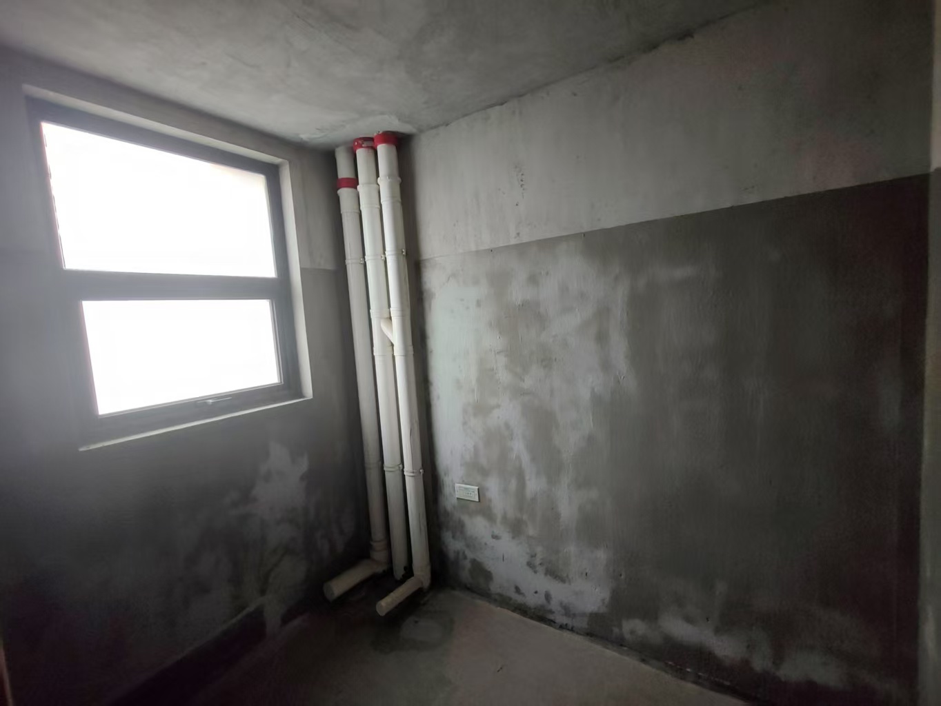 新瑞文化翡翠园 4室2厅2卫 175m&sup2;