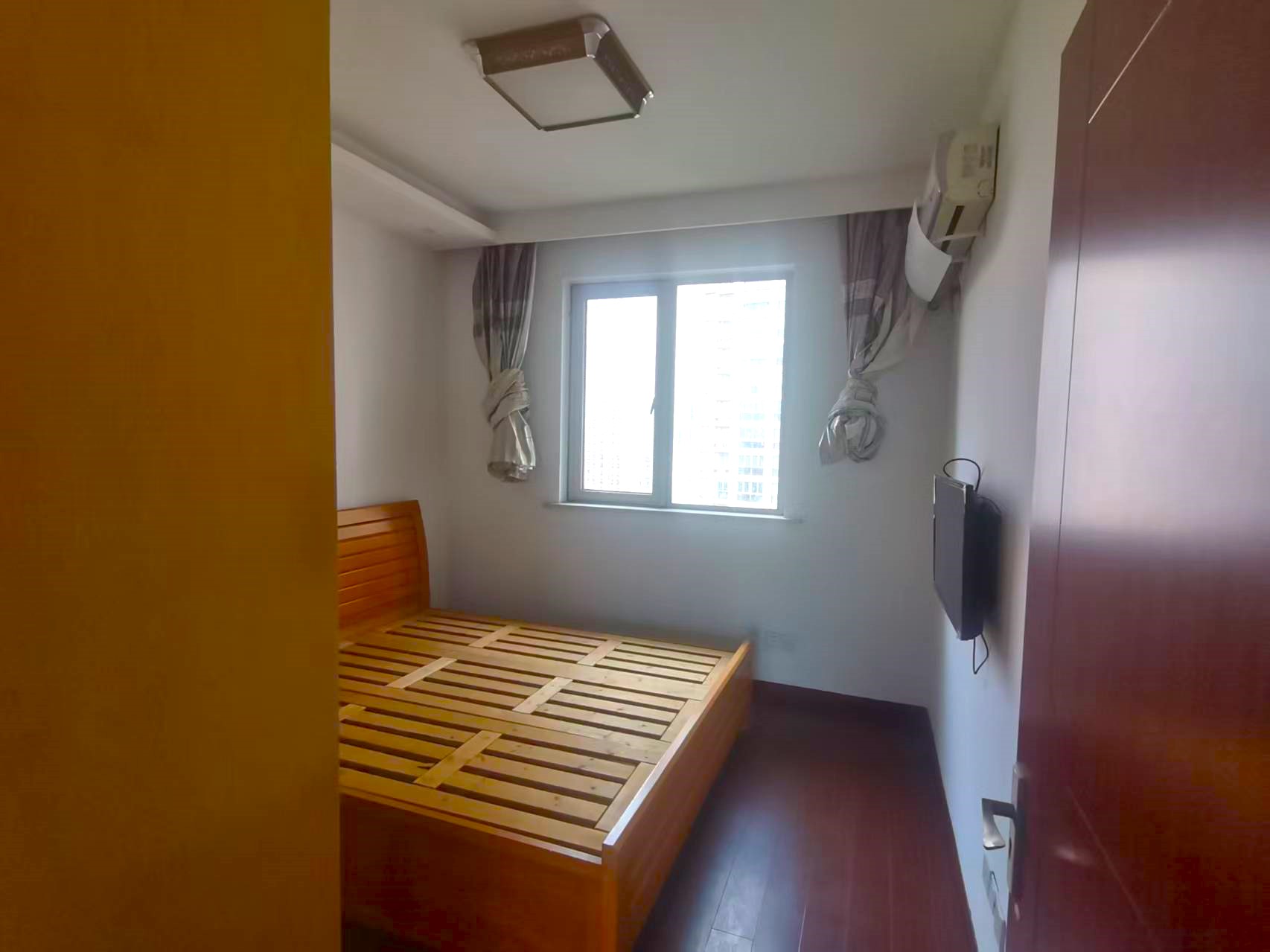 中南世纪花城一期 2室2厅1卫 110m&sup2;