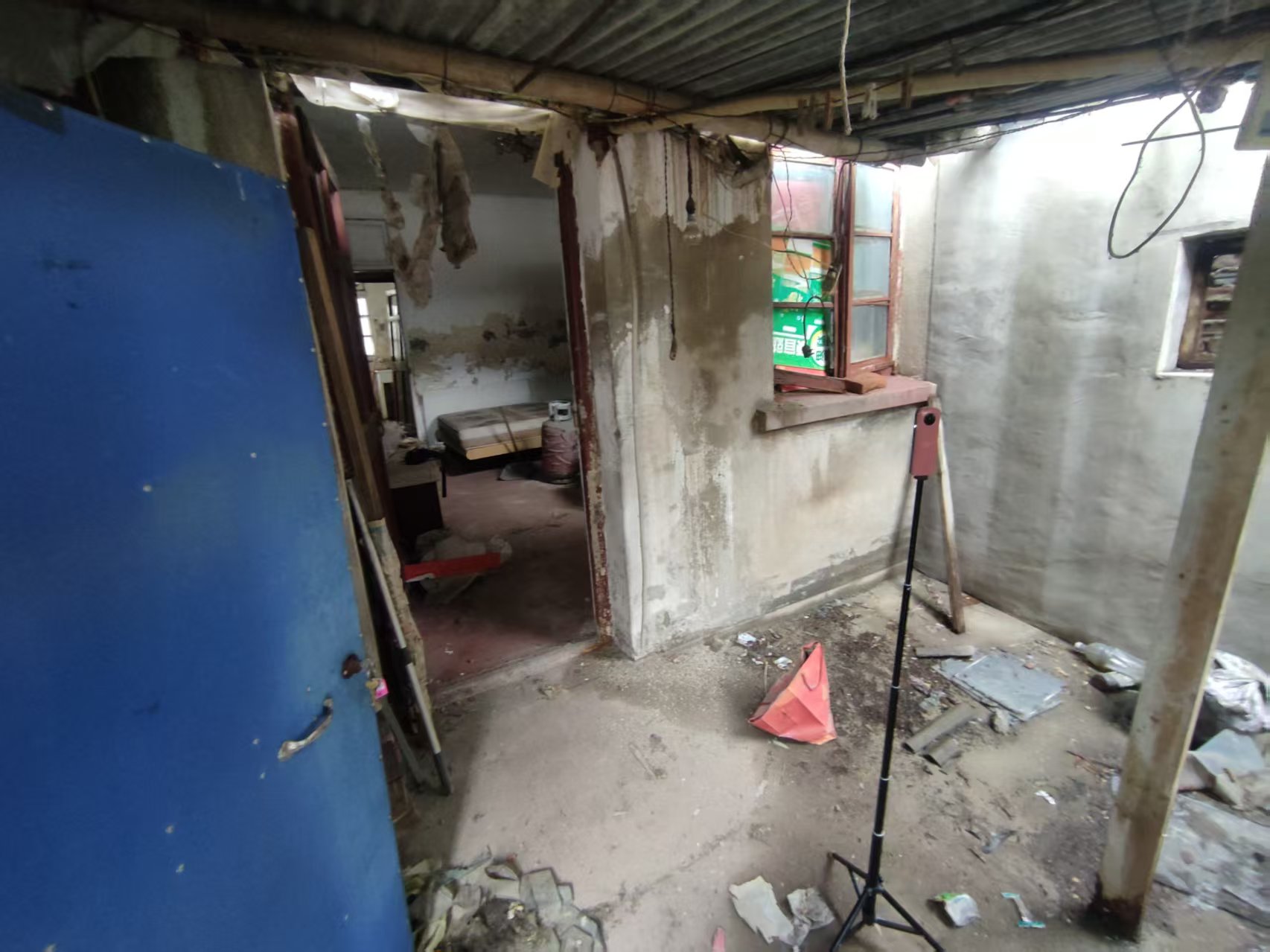 解放新村 1室0厅1卫 28.31m²