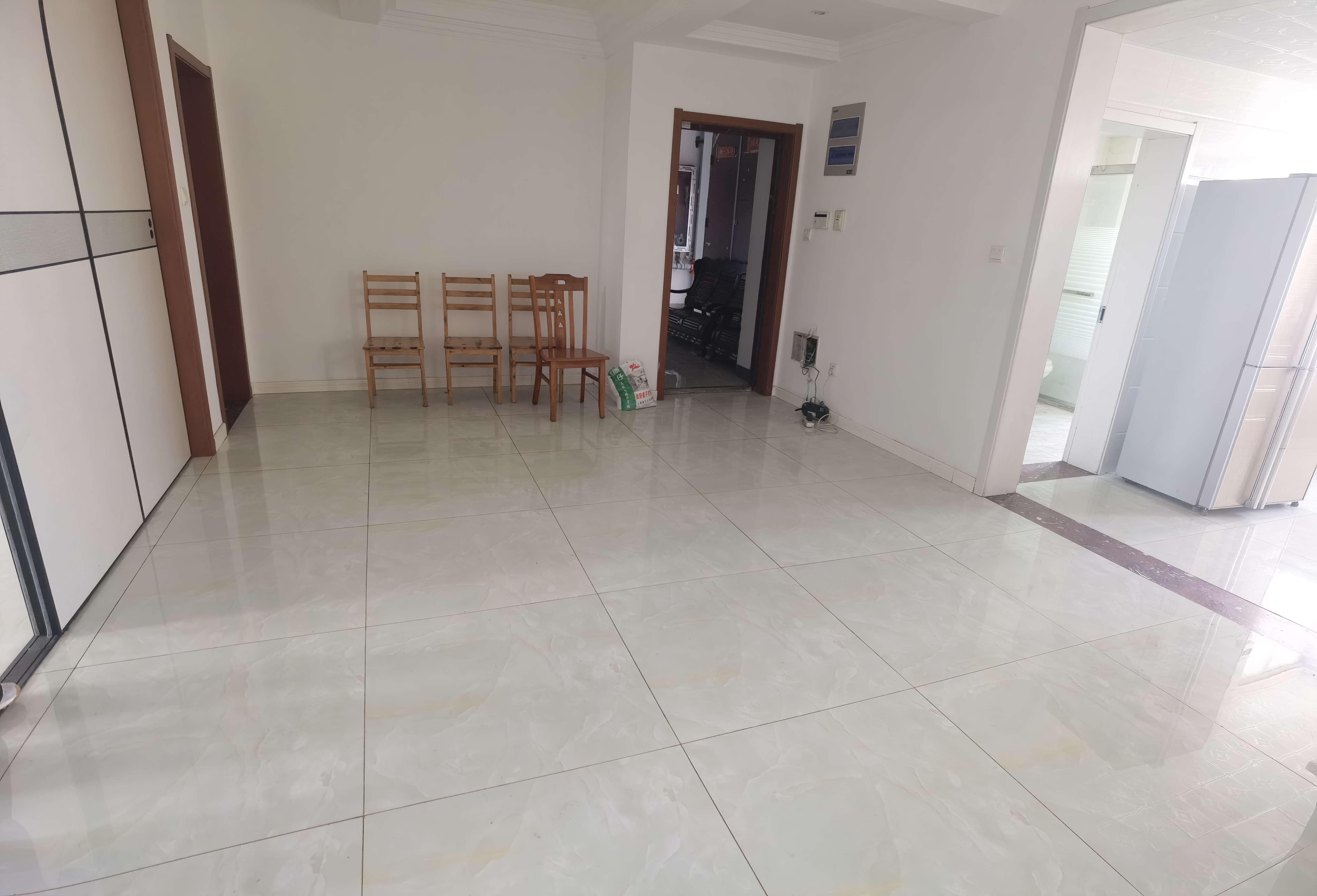 兴和家园 3室2厅1卫 128m&sup2;