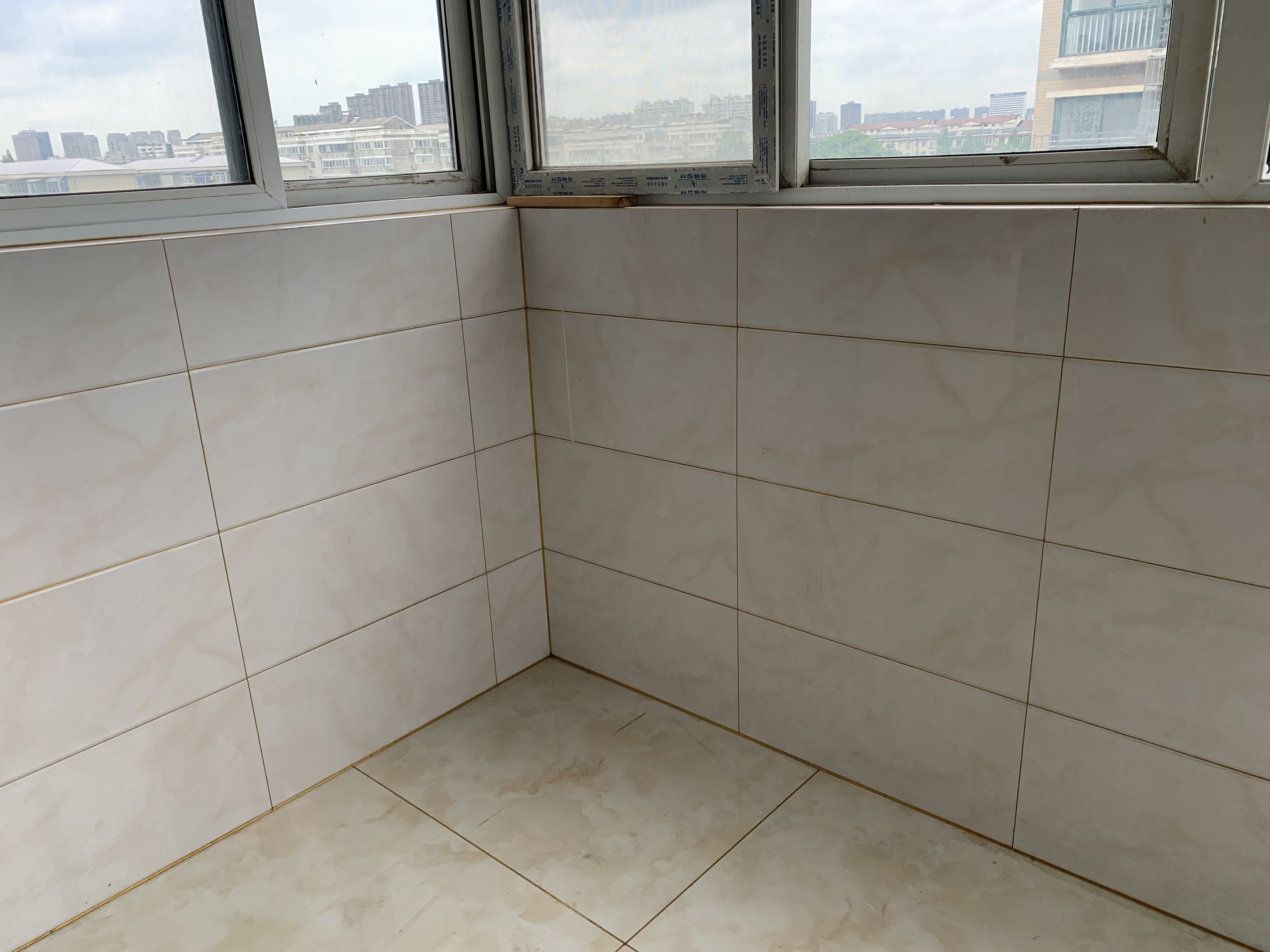 天虹花园 3室1厅1卫 89.00m&sup2;