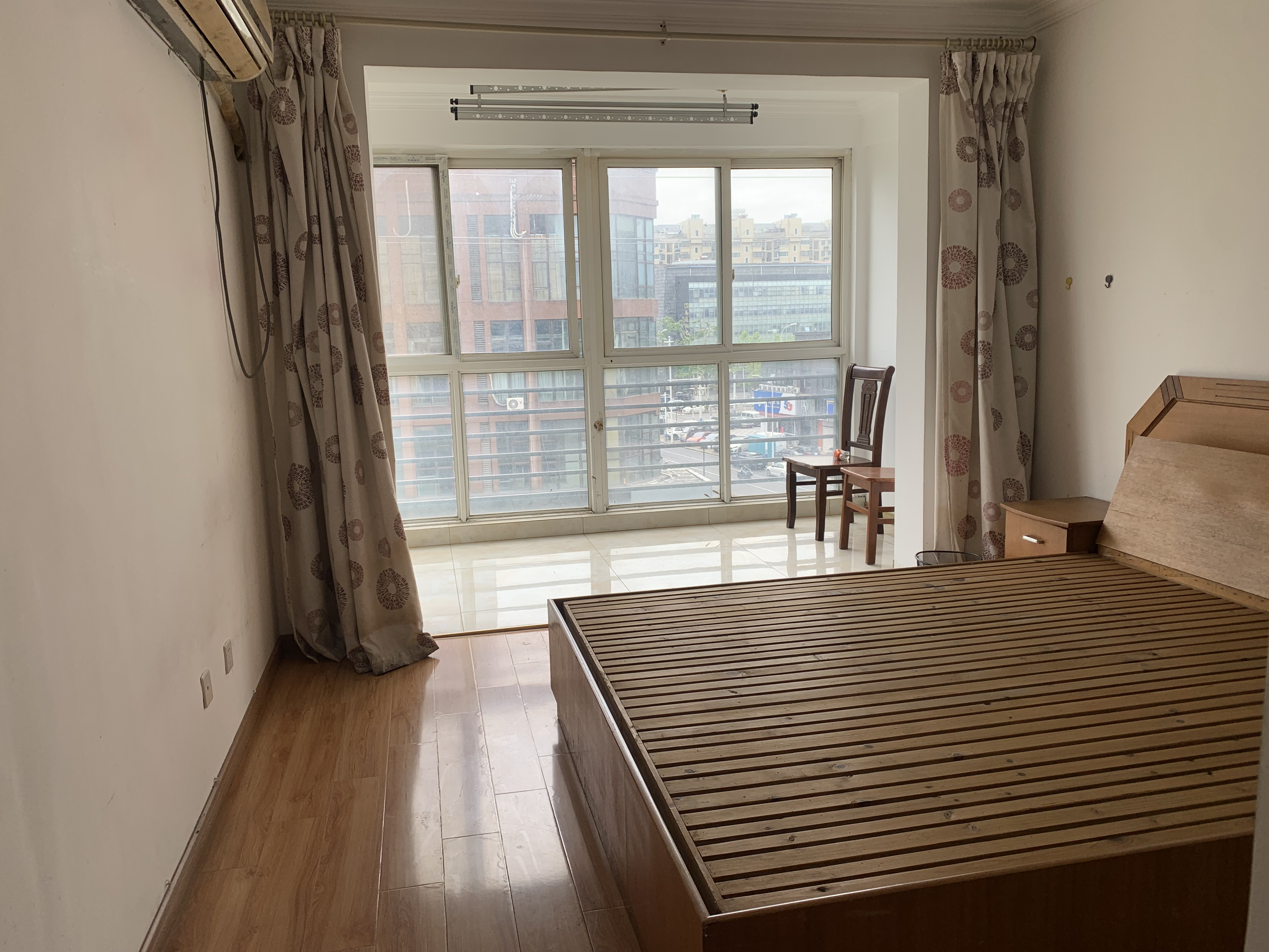 天虹花园 3室1厅1卫 89.00m&sup2;