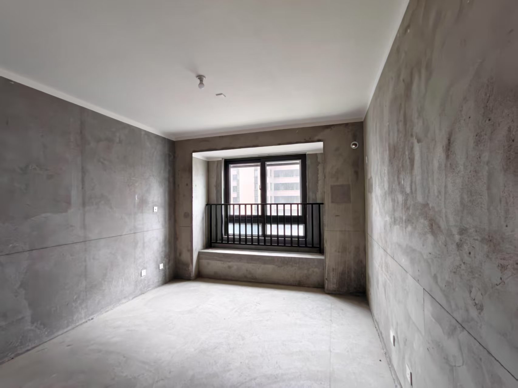 保利香槟国际 3室2厅2卫 116m&sup2;