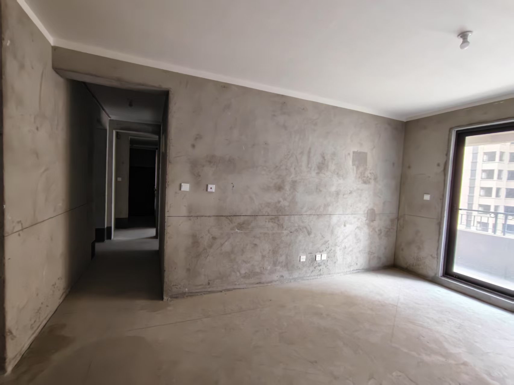 保利香槟国际 3室2厅2卫 116m²