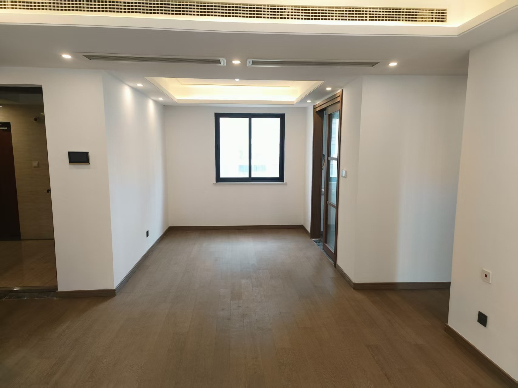 君兰天悦 4室2厅2卫 139m&sup2;