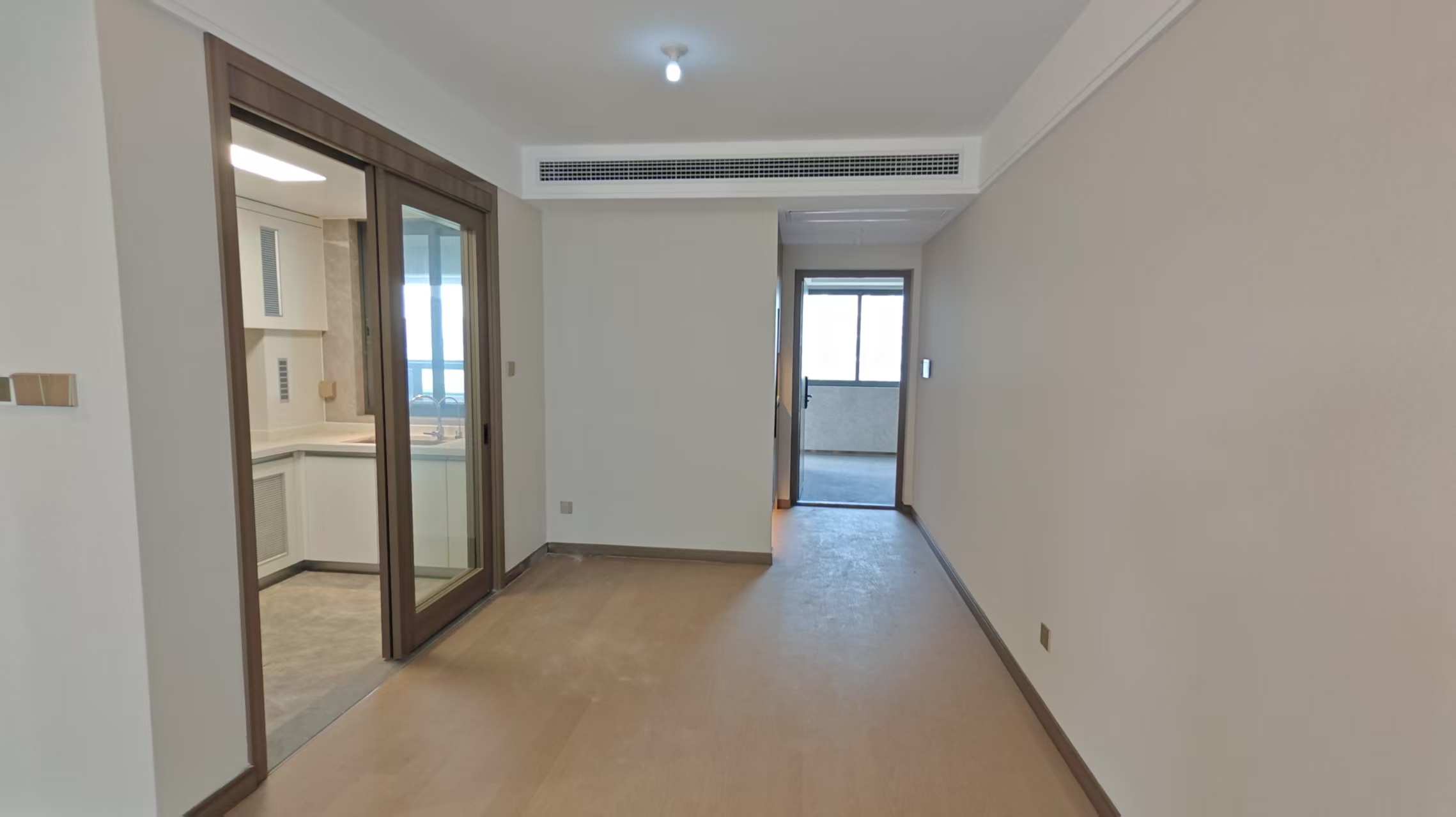 北纬31度 3室2厅1卫 97.00m&sup2;