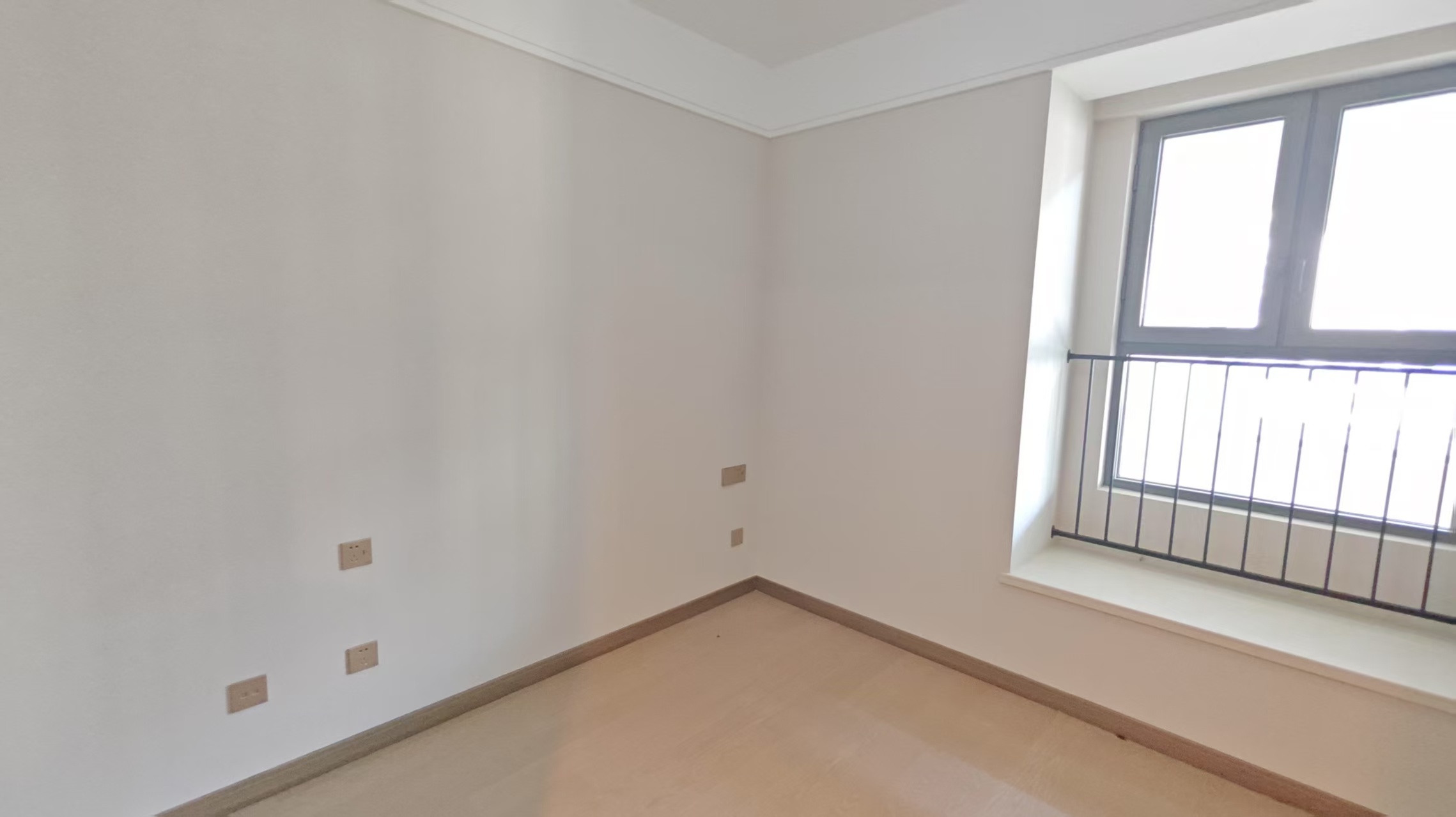 北纬31度 3室2厅1卫 97.00m&sup2;
