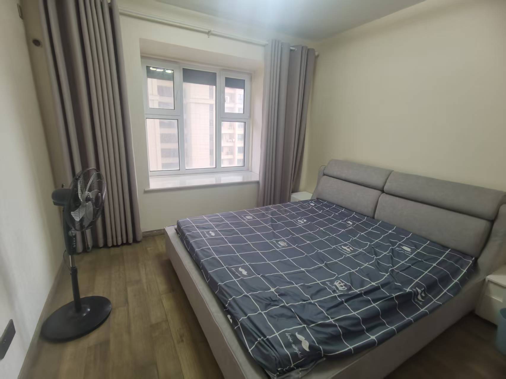 世茂新界 3室2厅2卫 122m&sup2;