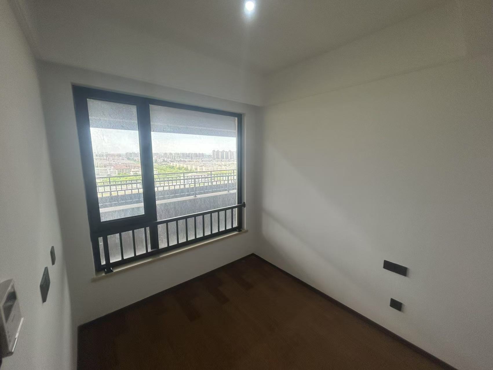 春风南岸西园 3室2厅1卫 95.92m&sup2;