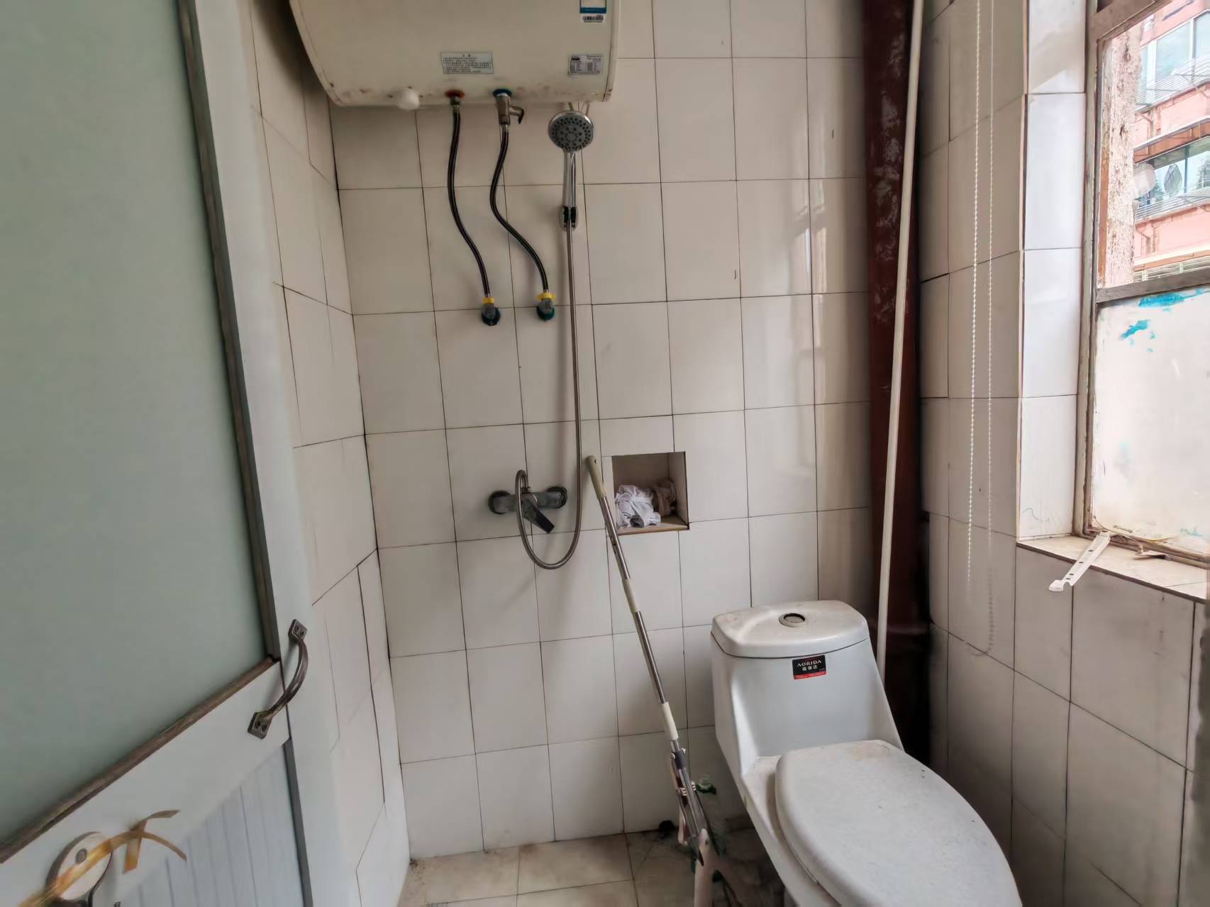 莘园路51号 1室1厅1卫 31.00m&sup2;