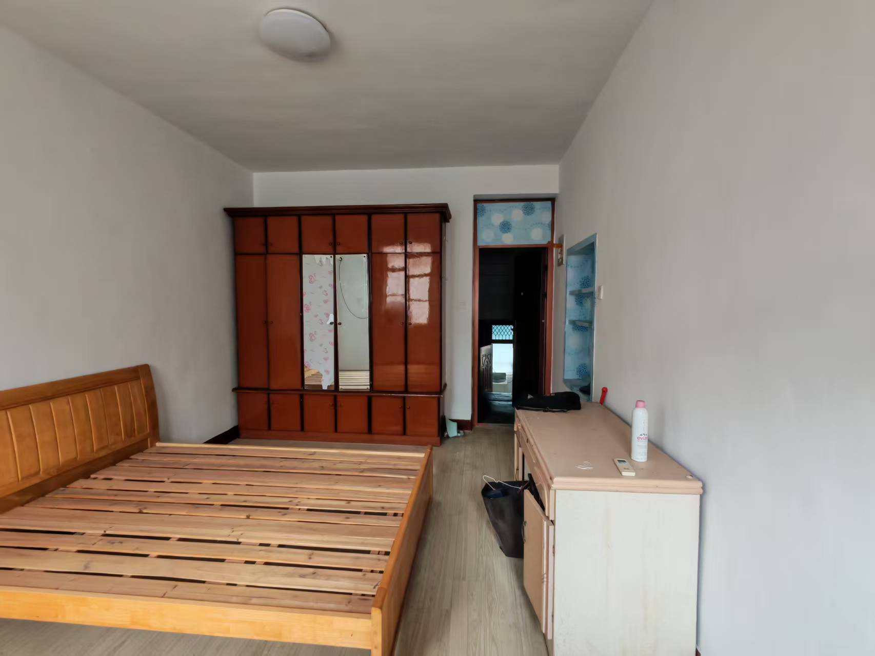 莘园路51号 1室1厅1卫 31.00m&sup2;