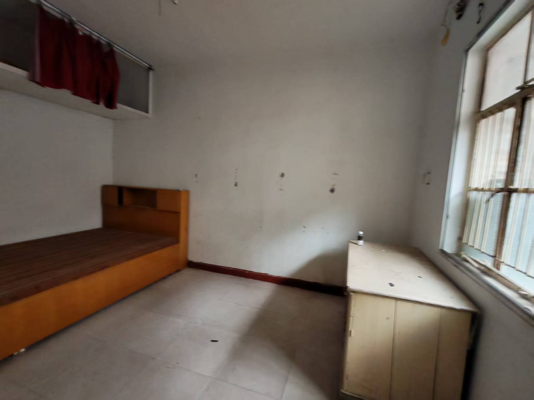 莘园路51号 1室1厅0卫 48.69m&sup2;