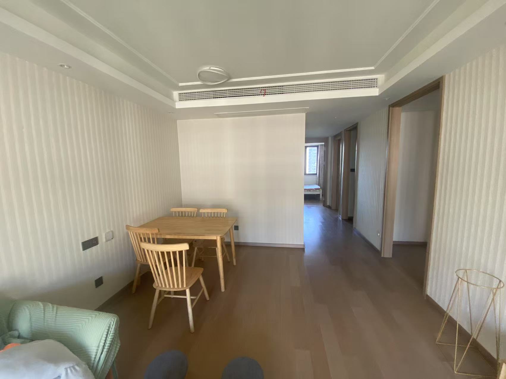 龙湖天宸源著 3室2厅1卫 98m&sup2;