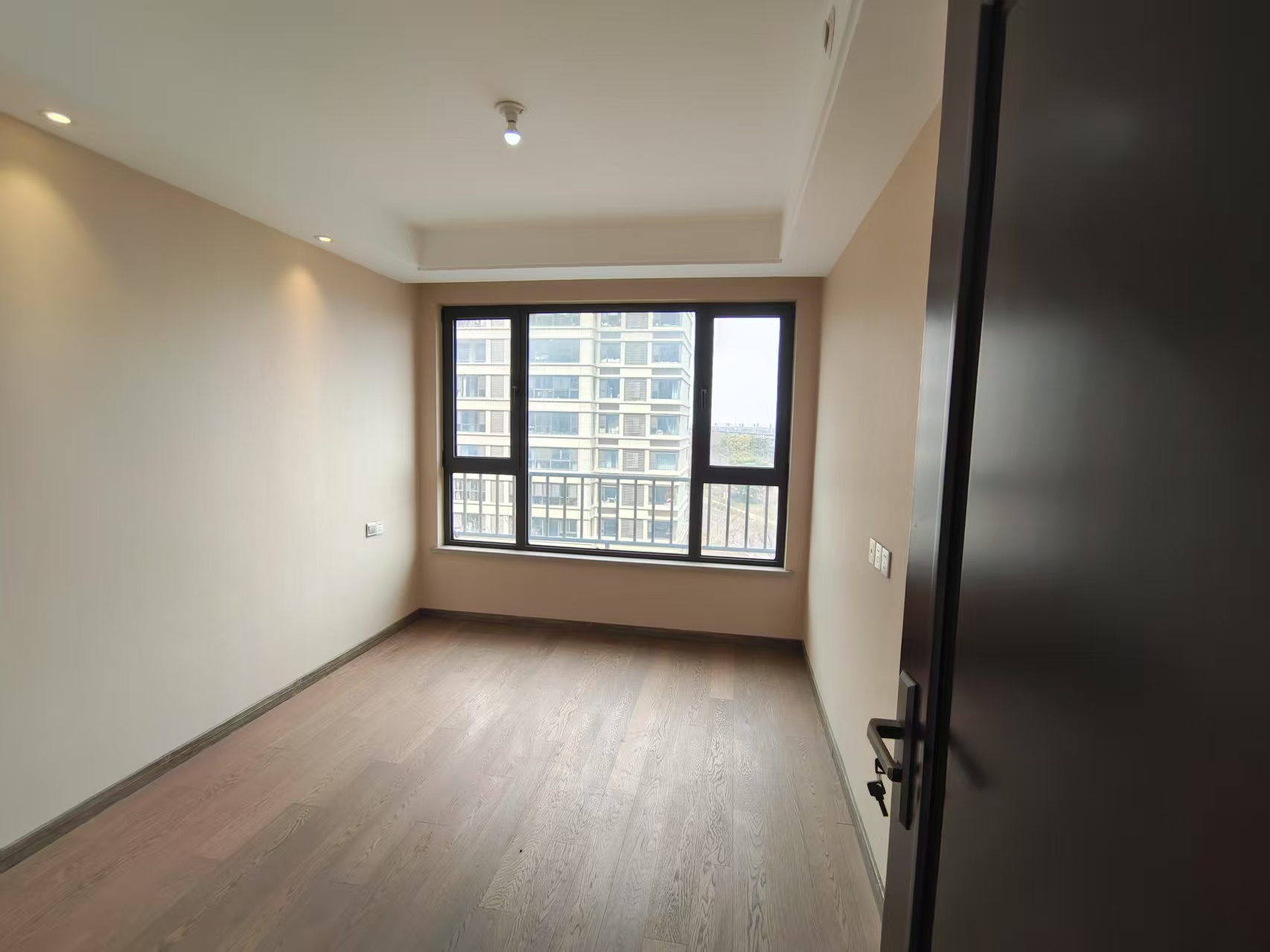 远创樾府 3室2厅2卫 121.58m&sup2;