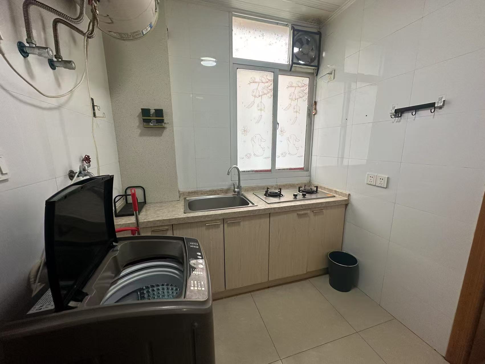 青年路新村 1室1厅1卫 45m&sup2;