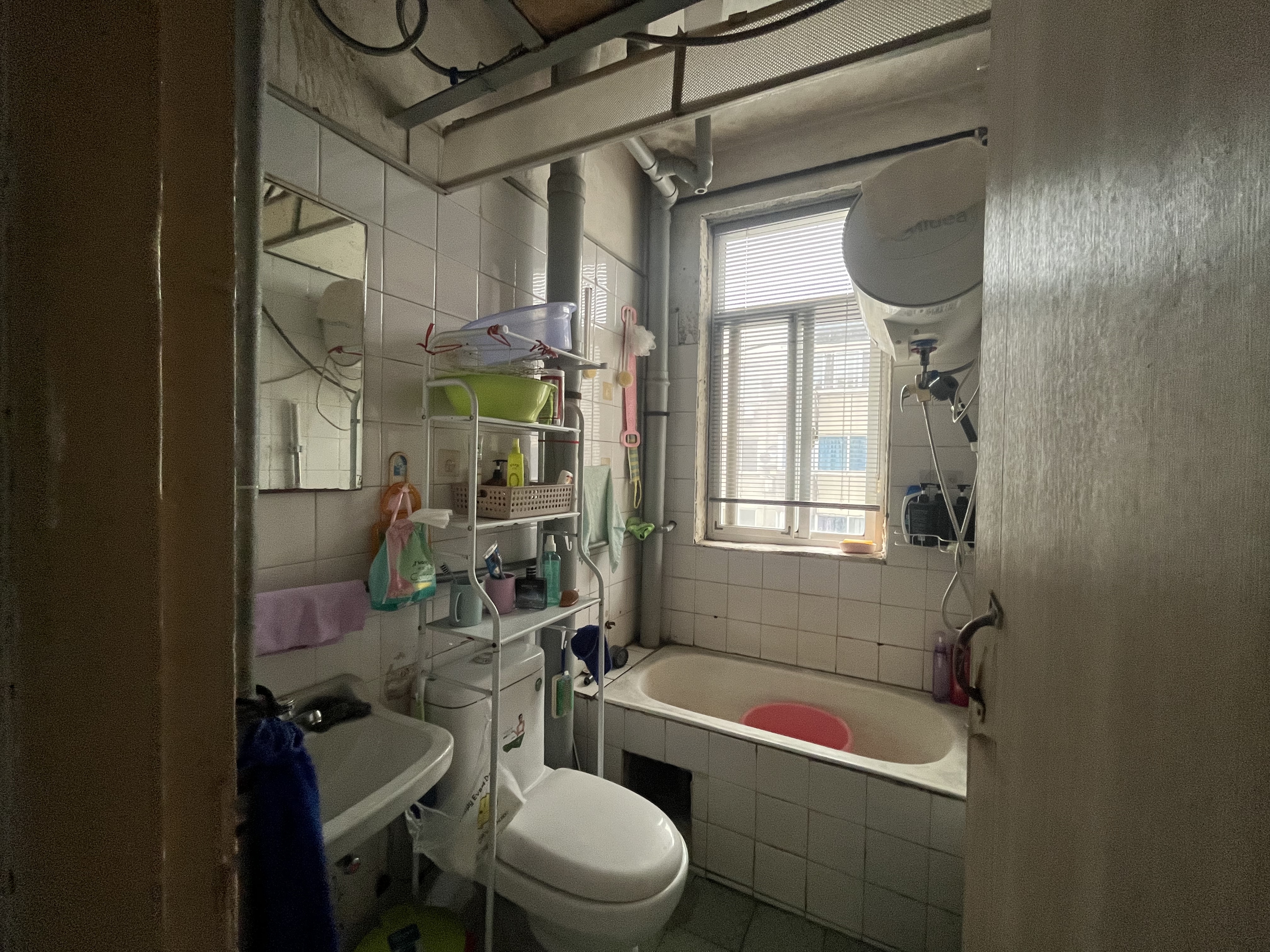 虹桥新村(朝霞路) 2室1厅1卫 66m&sup2;