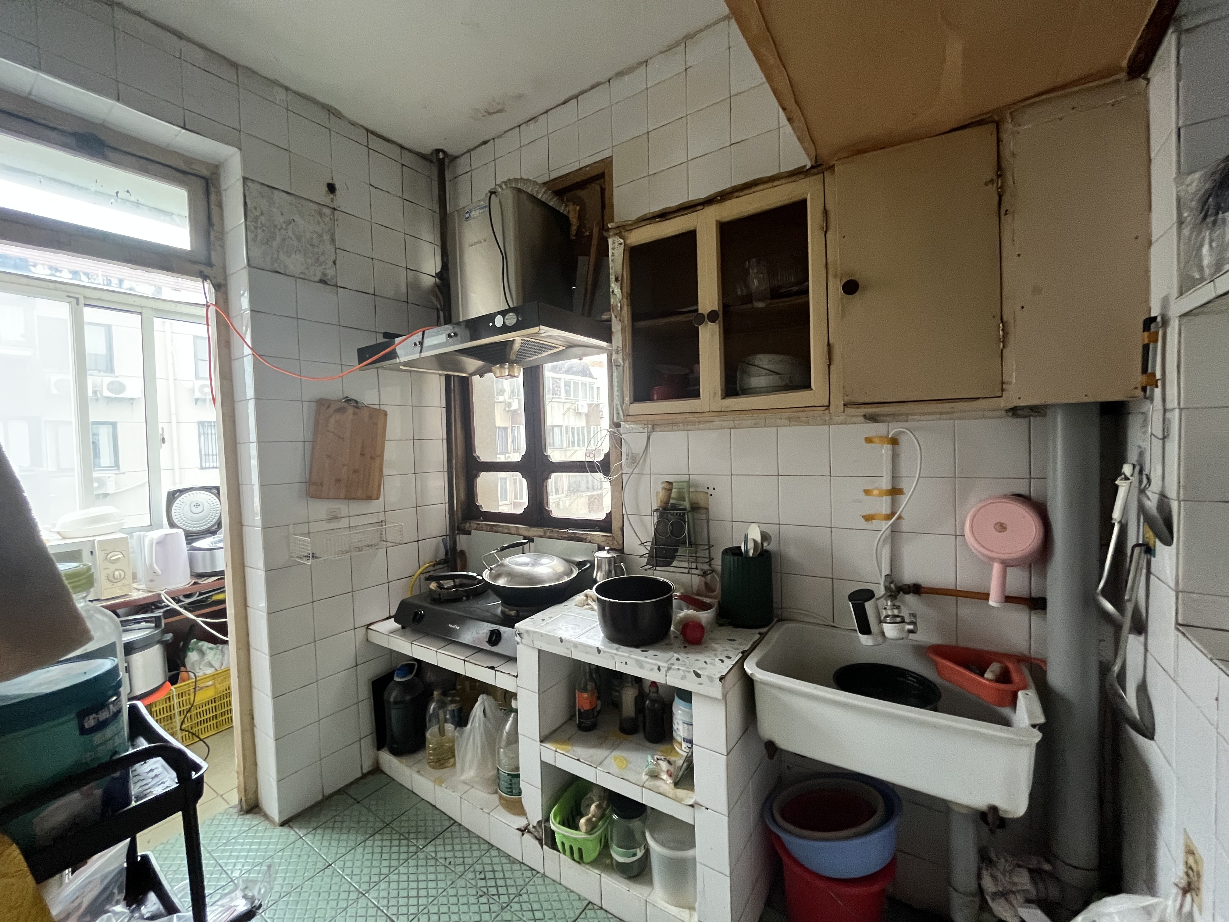虹桥新村(朝霞路) 2室1厅1卫 66m&sup2;