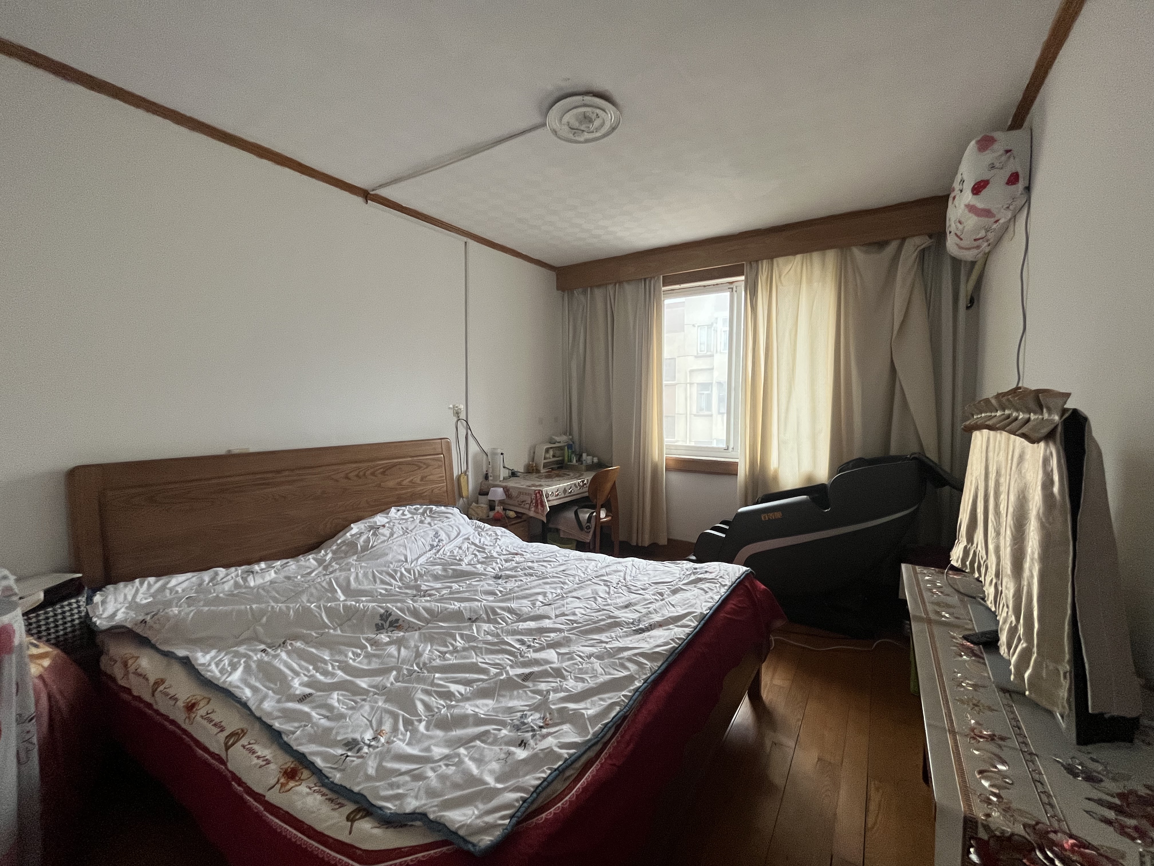 虹桥新村(朝霞路) 2室1厅1卫 66m&sup2;