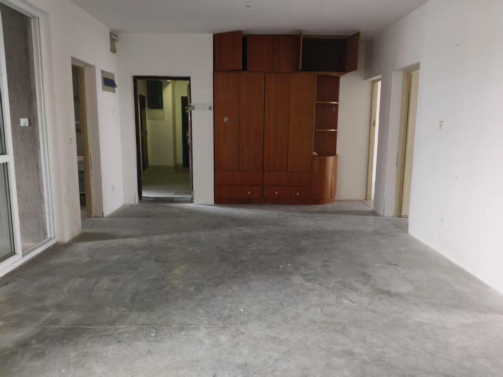 江海东苑 3室2厅1卫 132m²
