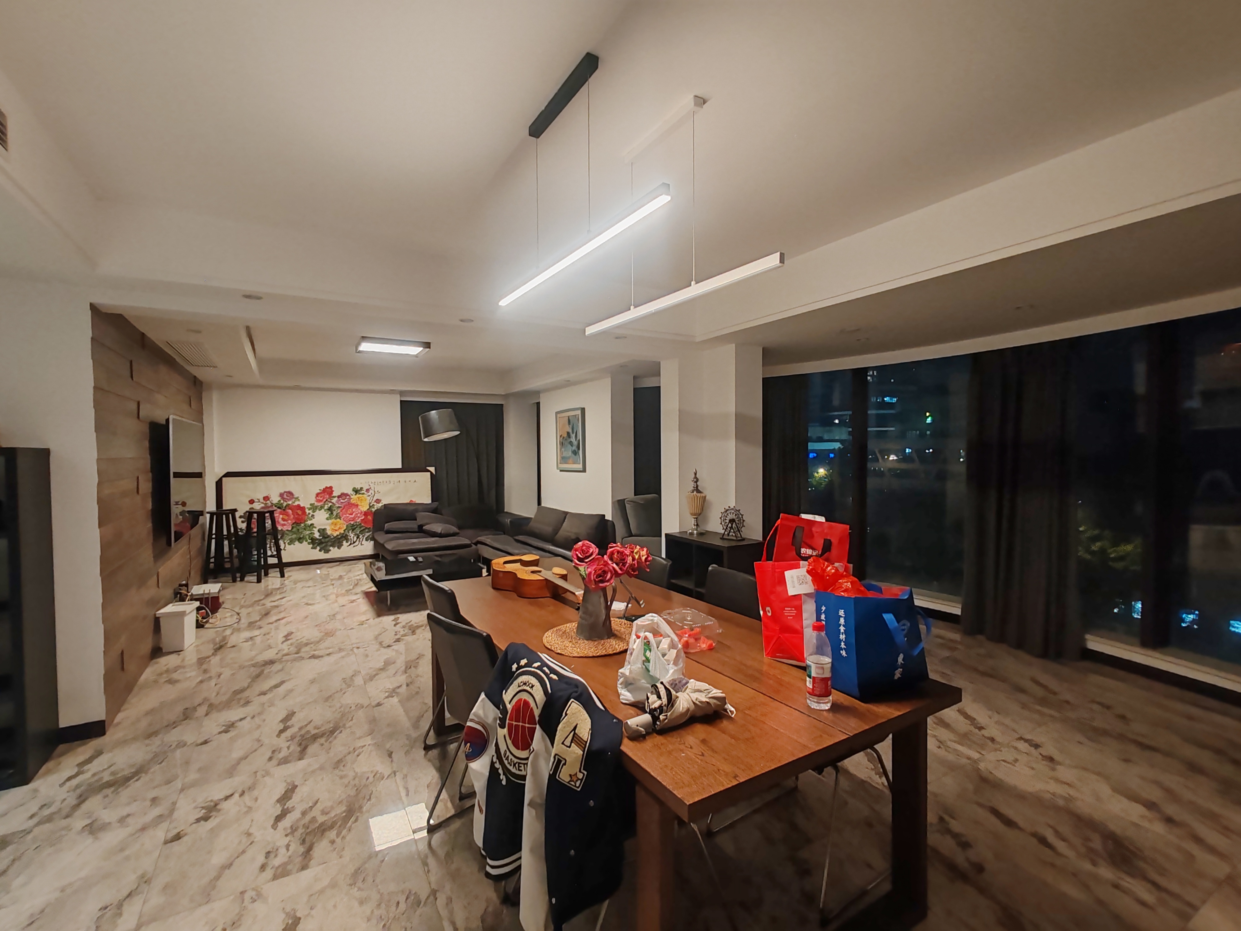 宝隆花园 3室2厅2卫 160.27m&sup2;