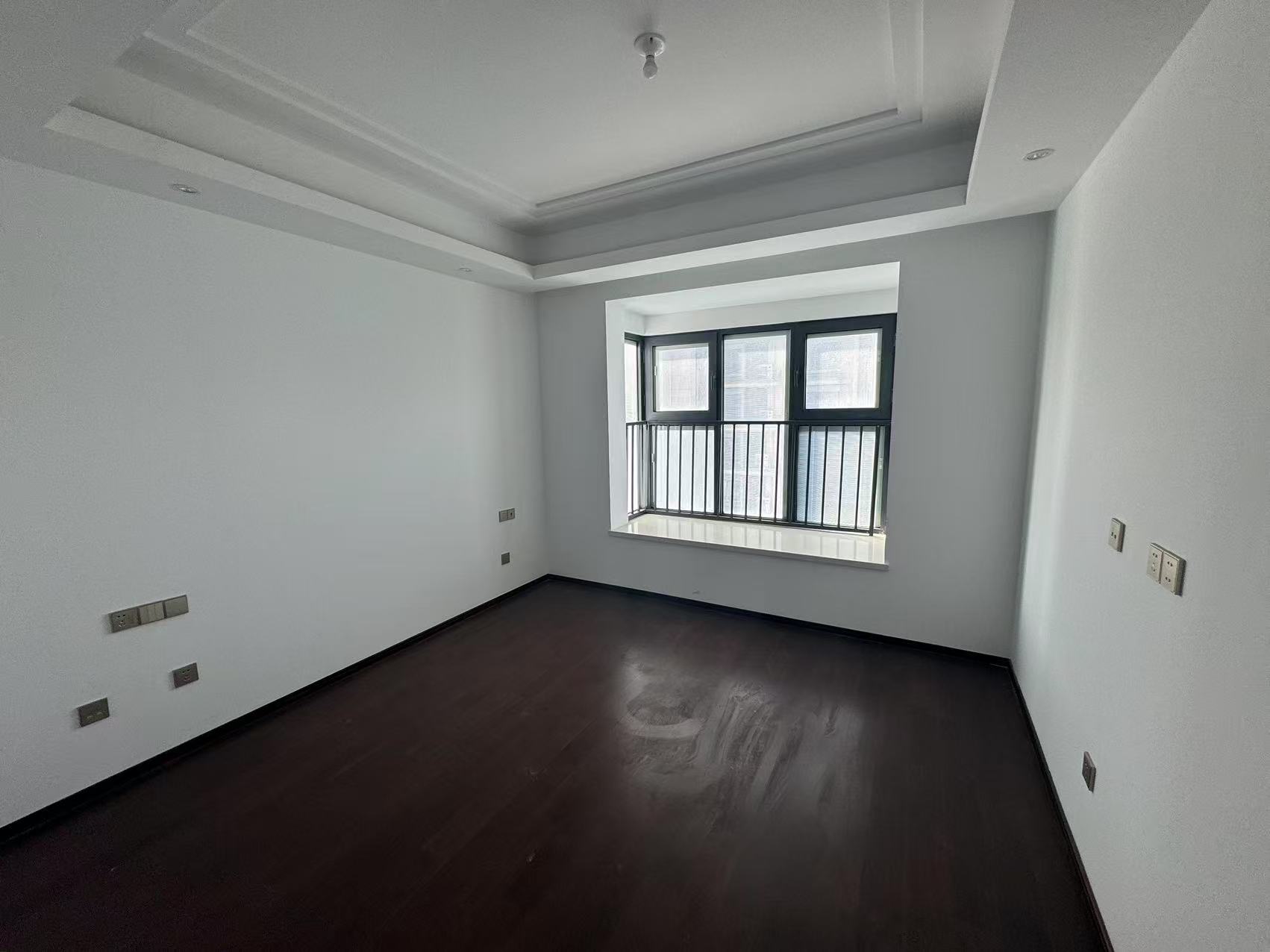 春江阅 4室2厅2卫 142.68m&sup2;