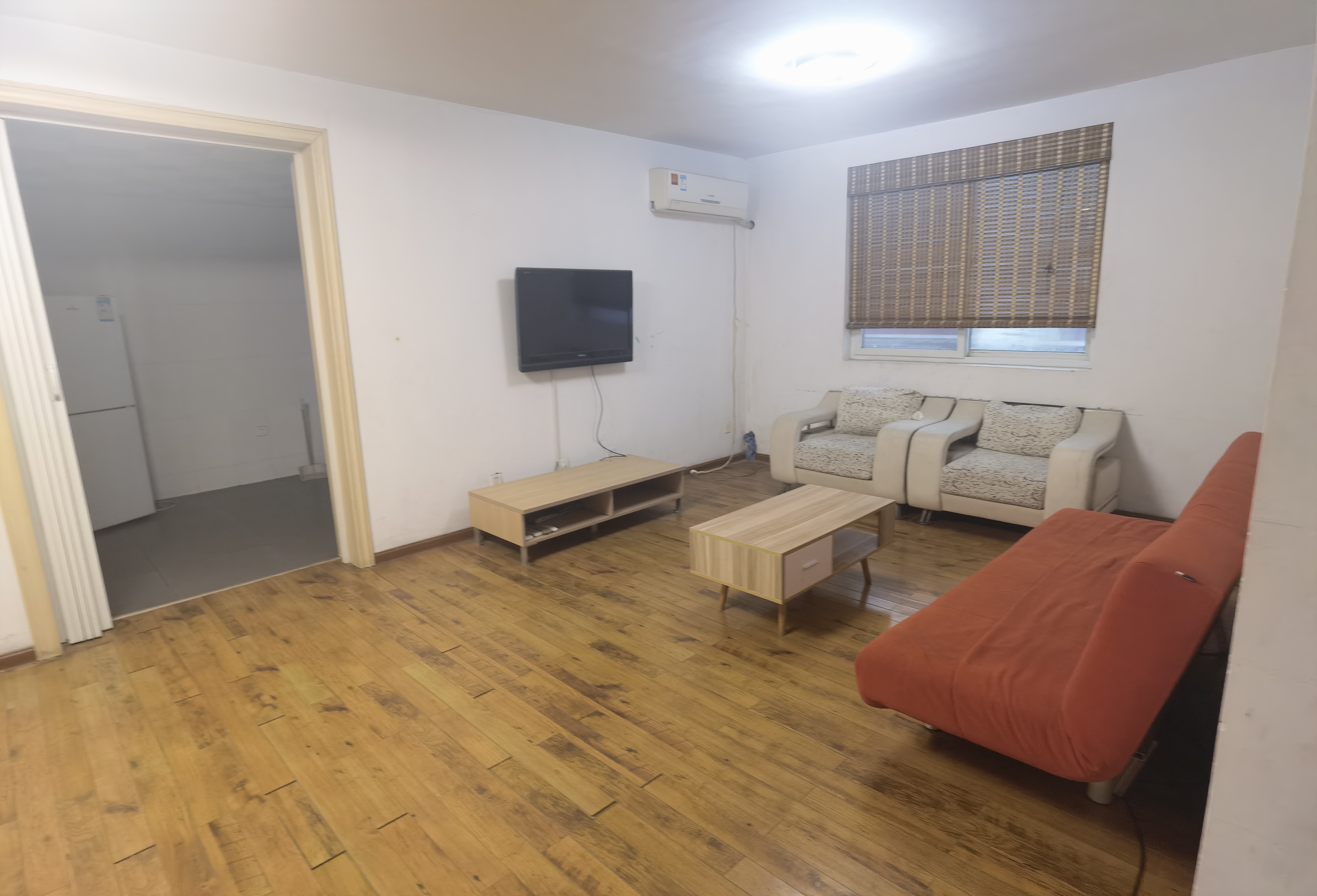 秦灶新村 2室1厅1卫 120m&sup2;