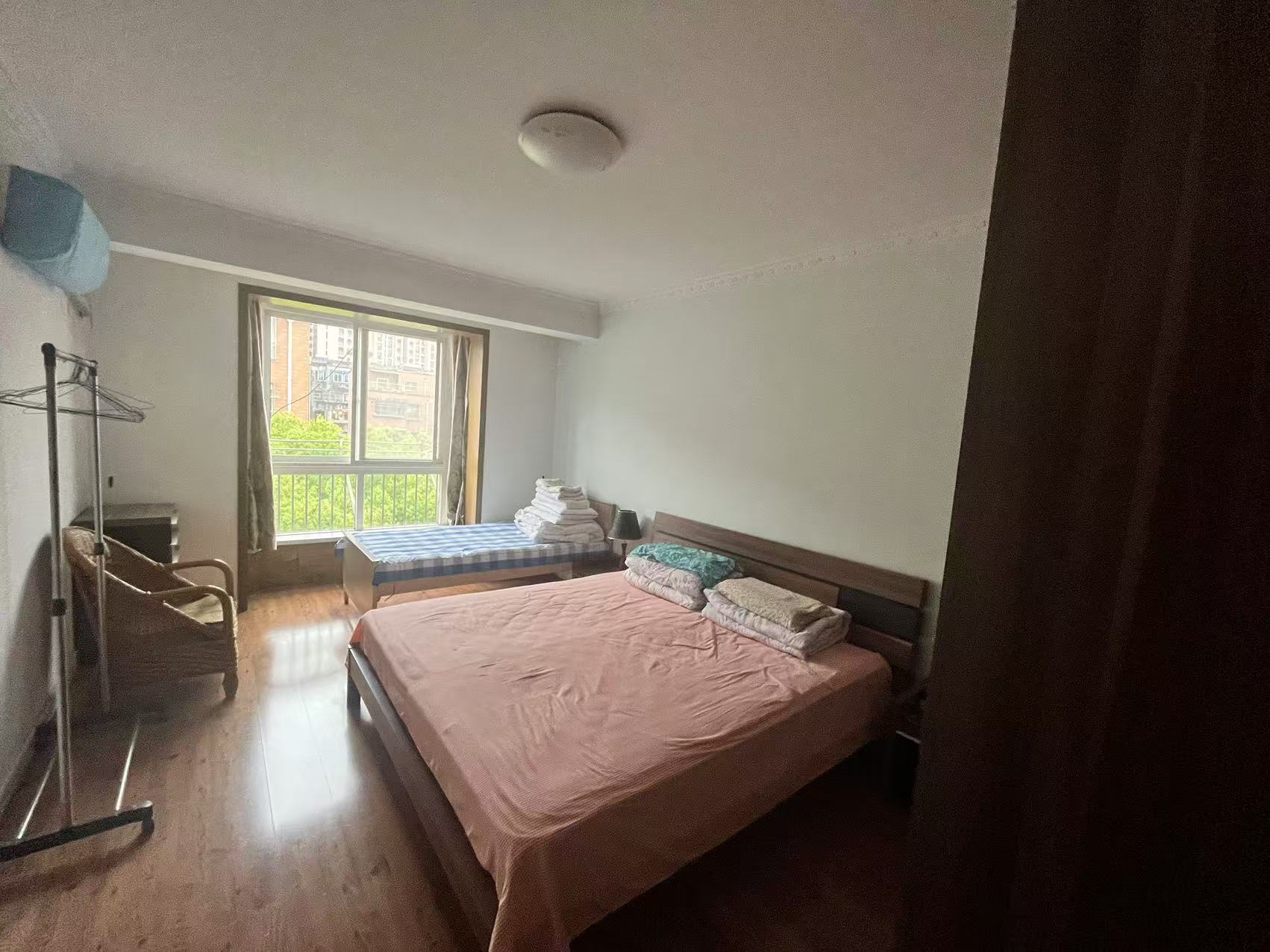 佳成花苑 3室2厅2卫 137.51m&sup2;