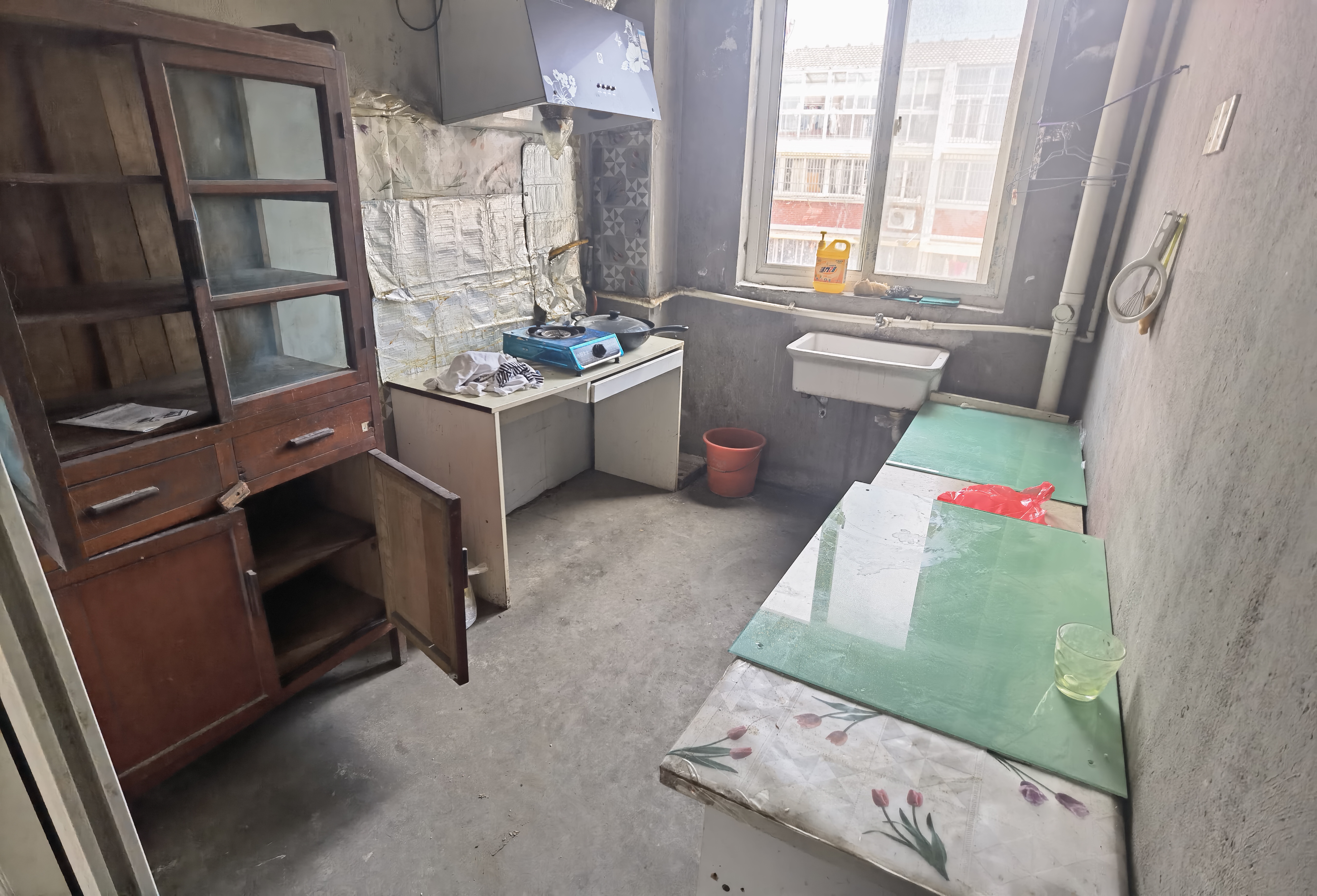 秦灶新村北区 2室2厅1卫 90m&sup2;