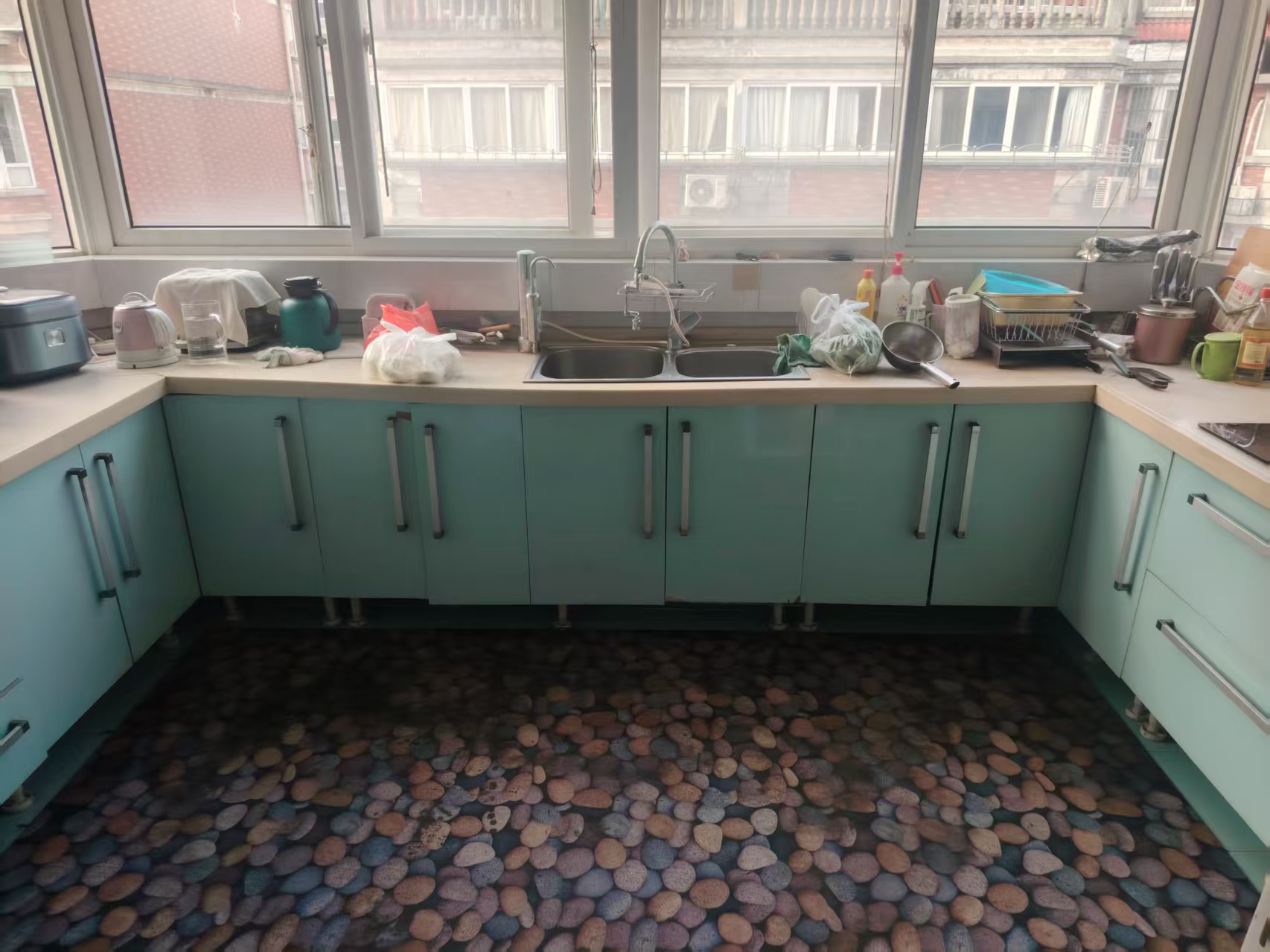 金龙花苑 6室3厅2卫 220.21m&sup2;