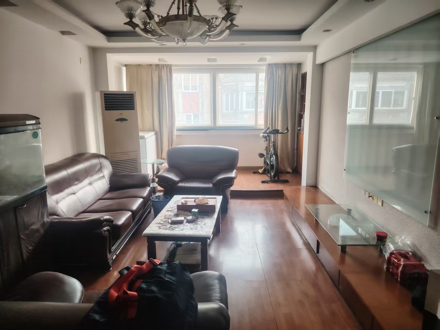 金龙花苑 6室3厅2卫 220.21m&sup2;