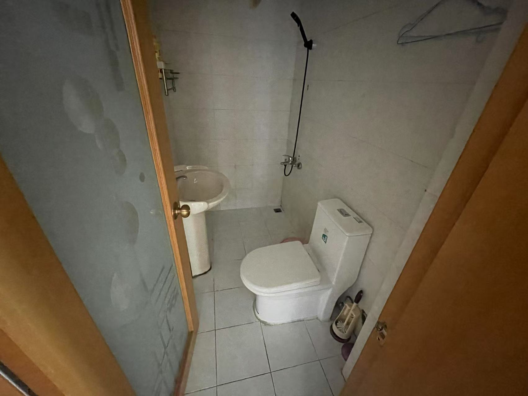 银花苑 6室2厅2卫 220m&sup2;
