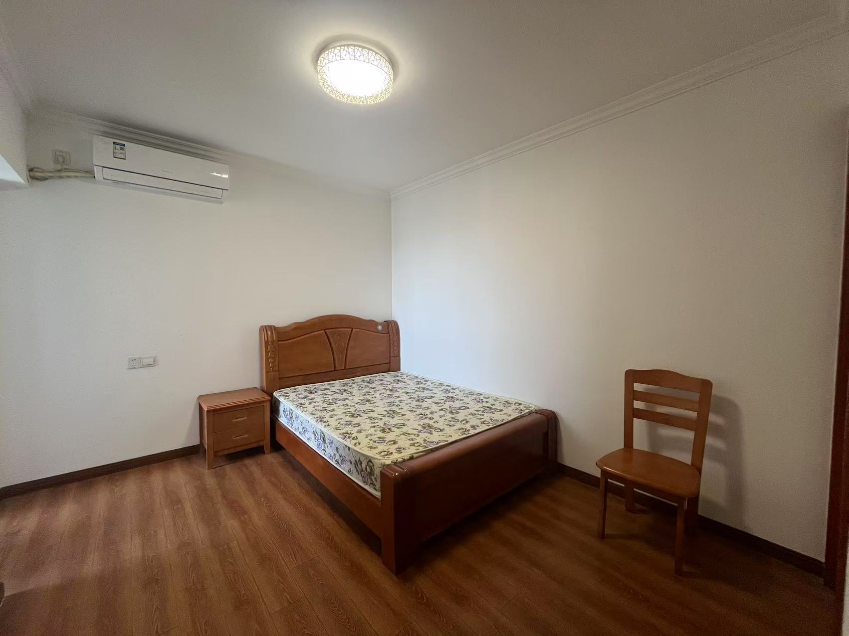 景瑞望府 2室2厅1卫 97m&sup2;