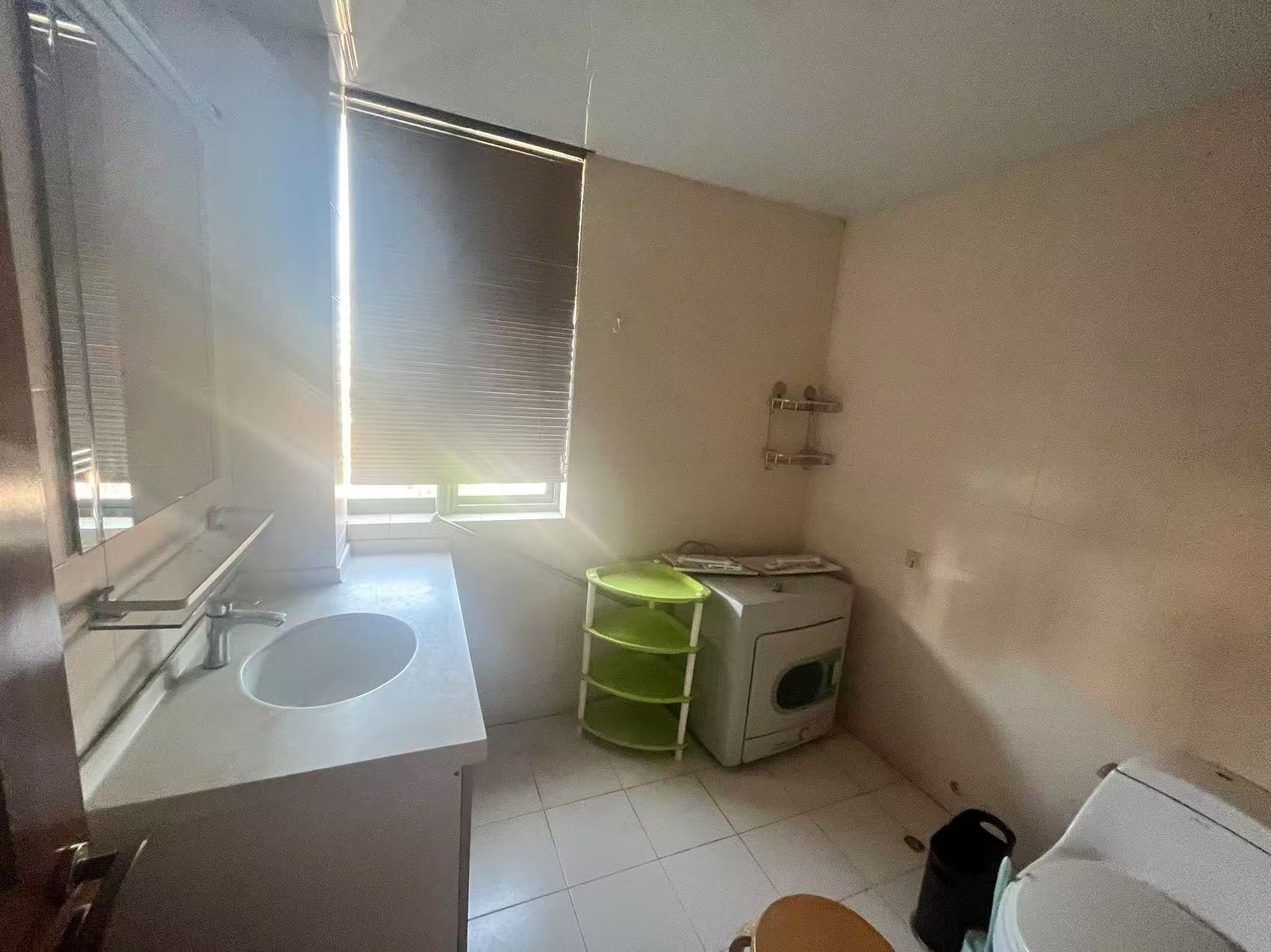 佳成花苑 3室2厅2卫 147m&sup2;