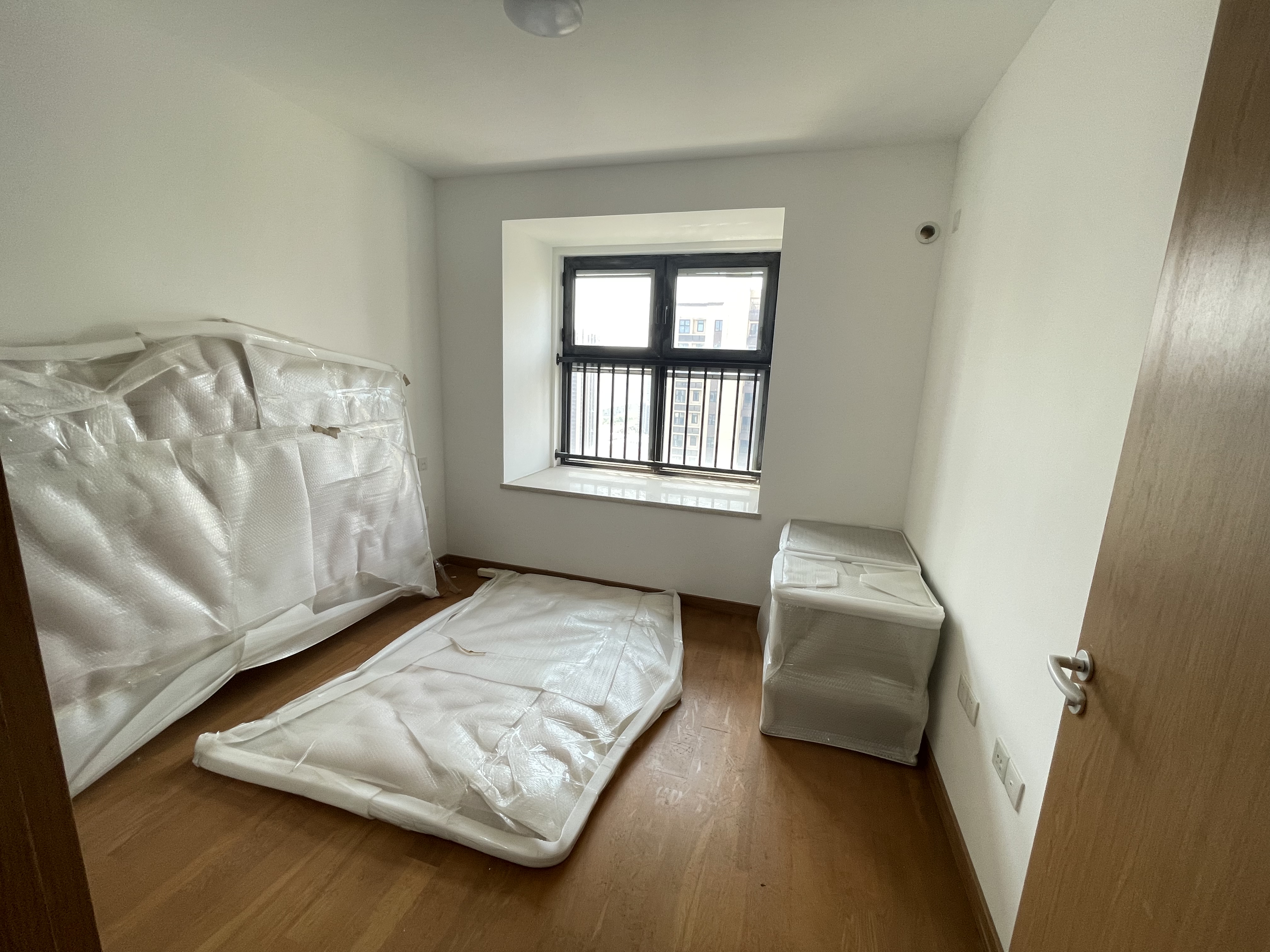绿地新里城 3室2厅1卫 95.01m&sup2;