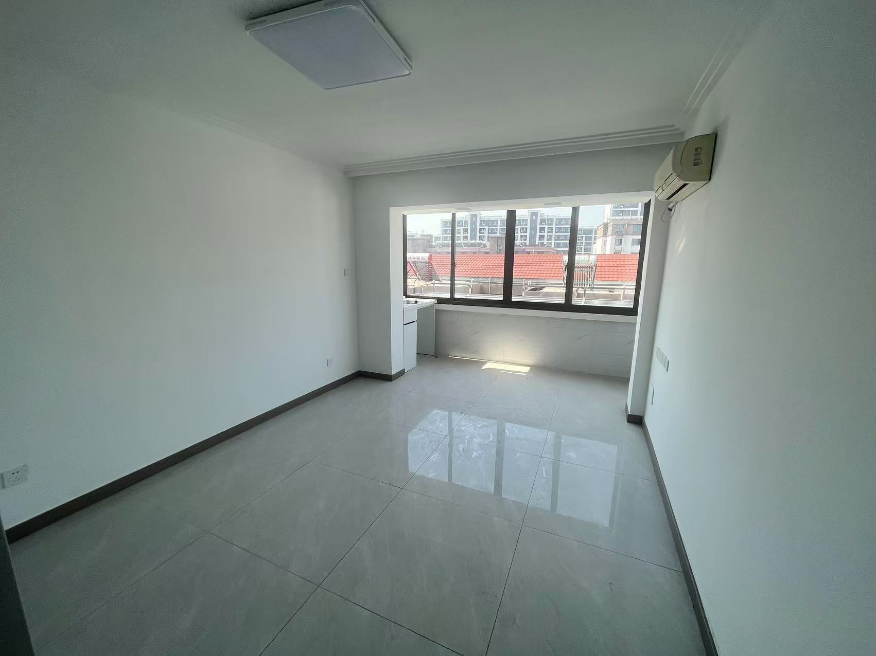 姚港路31号 2室1厅1卫 61.4m&sup2;