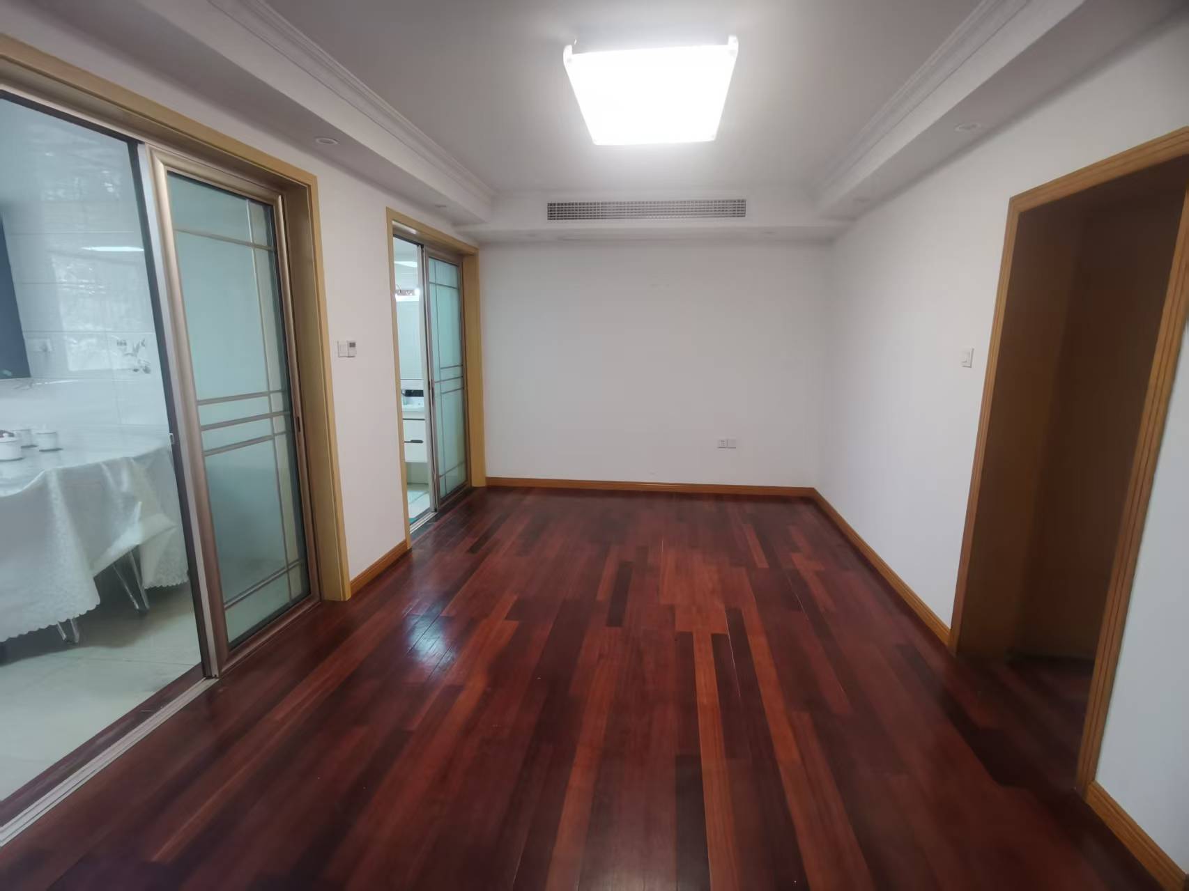 黎明花园 2室2厅1卫 95.95m²