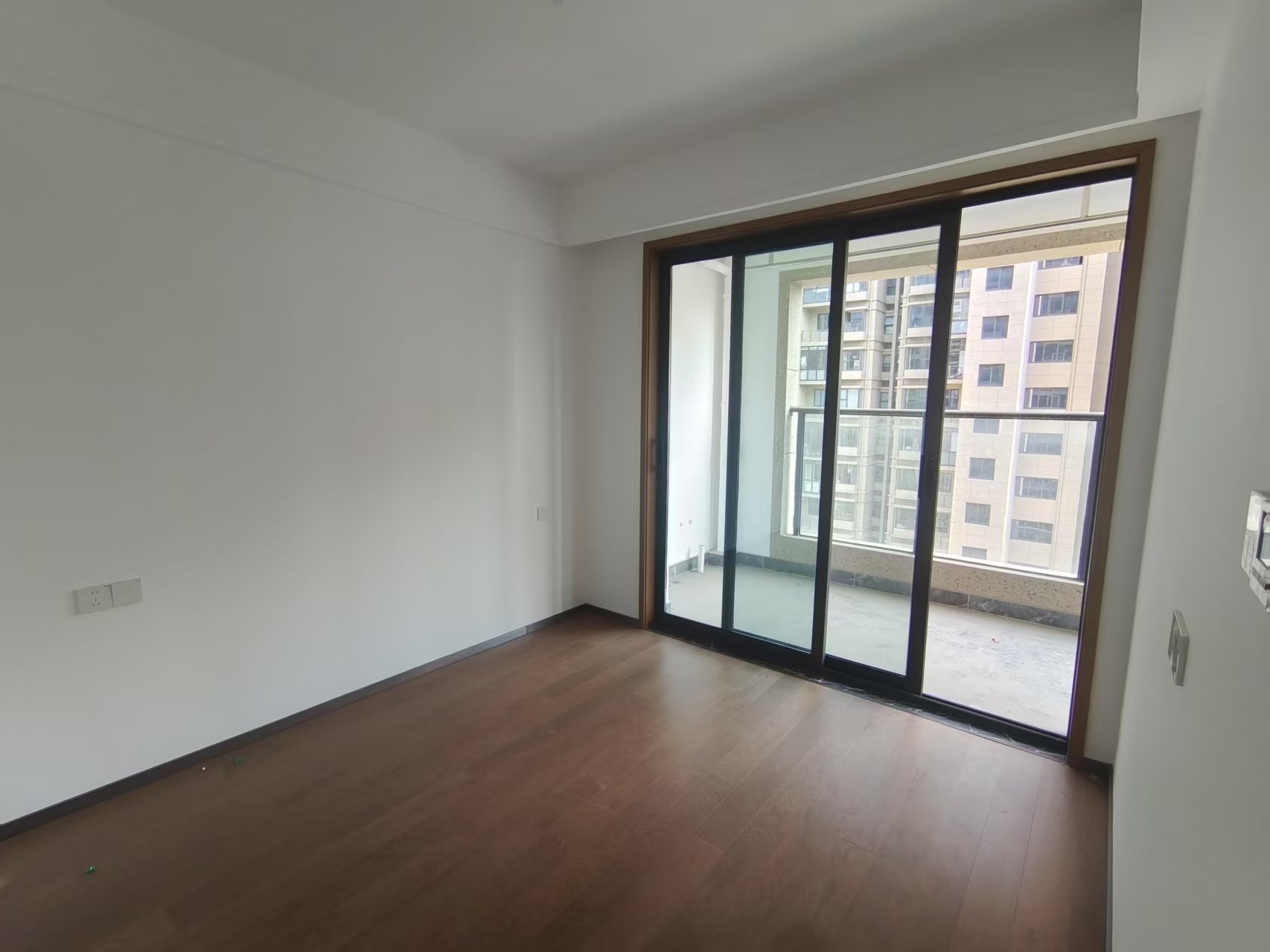远创宸樾 3室2厅1卫 98.91m&sup2;