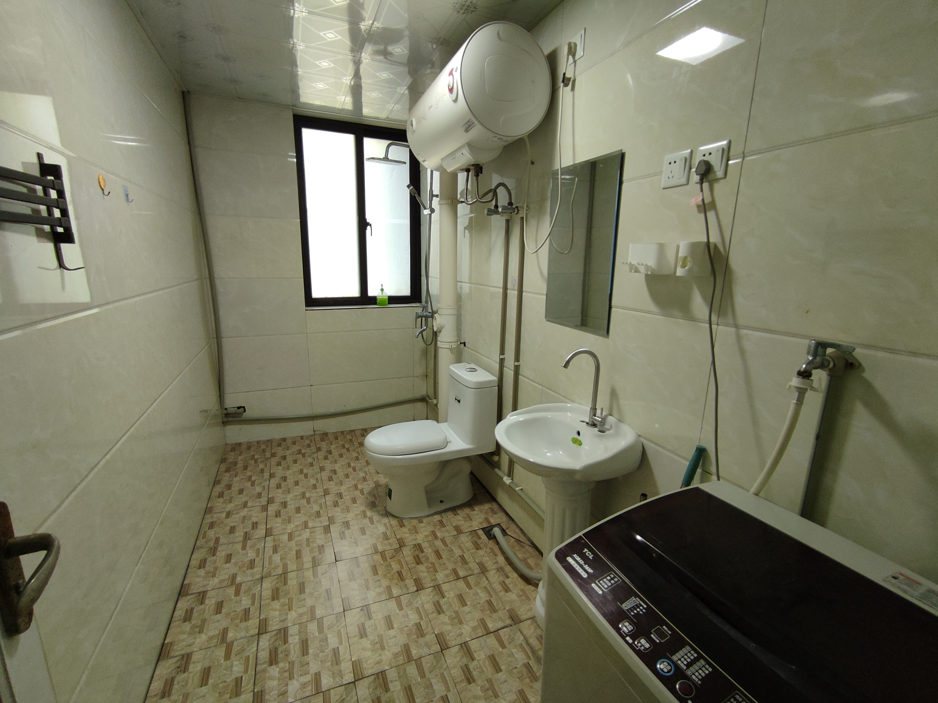 紫东南苑北区 2室1厅1卫 92m&sup2;