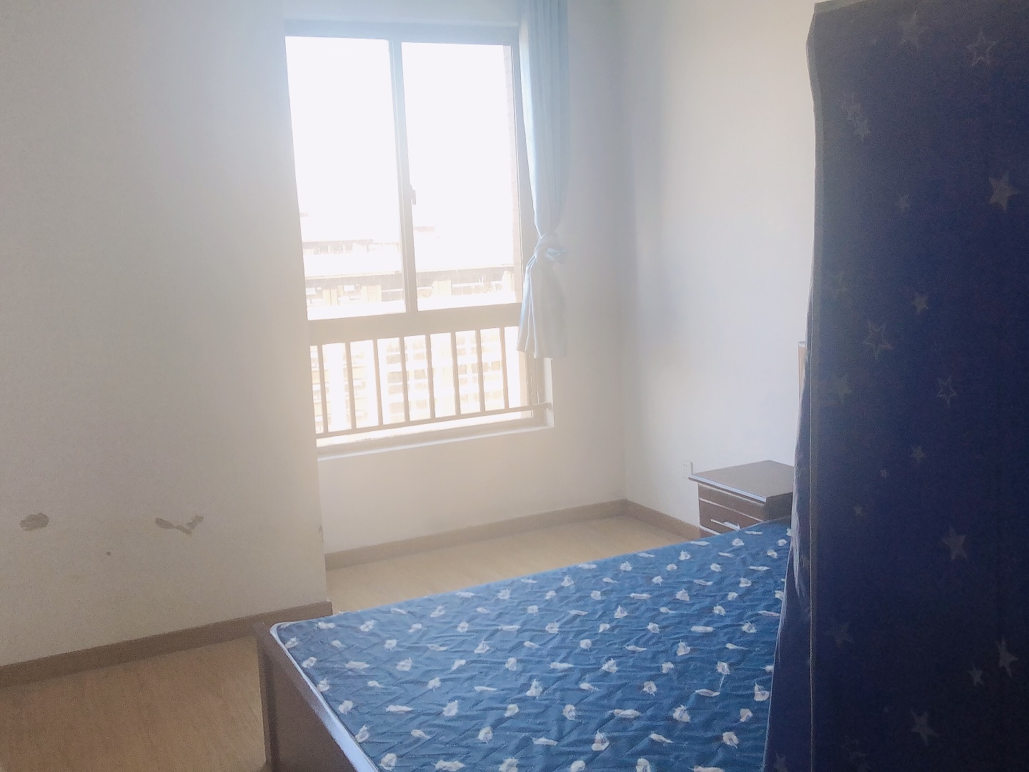 万和华府 3室2厅1卫 117.7m&sup2;
