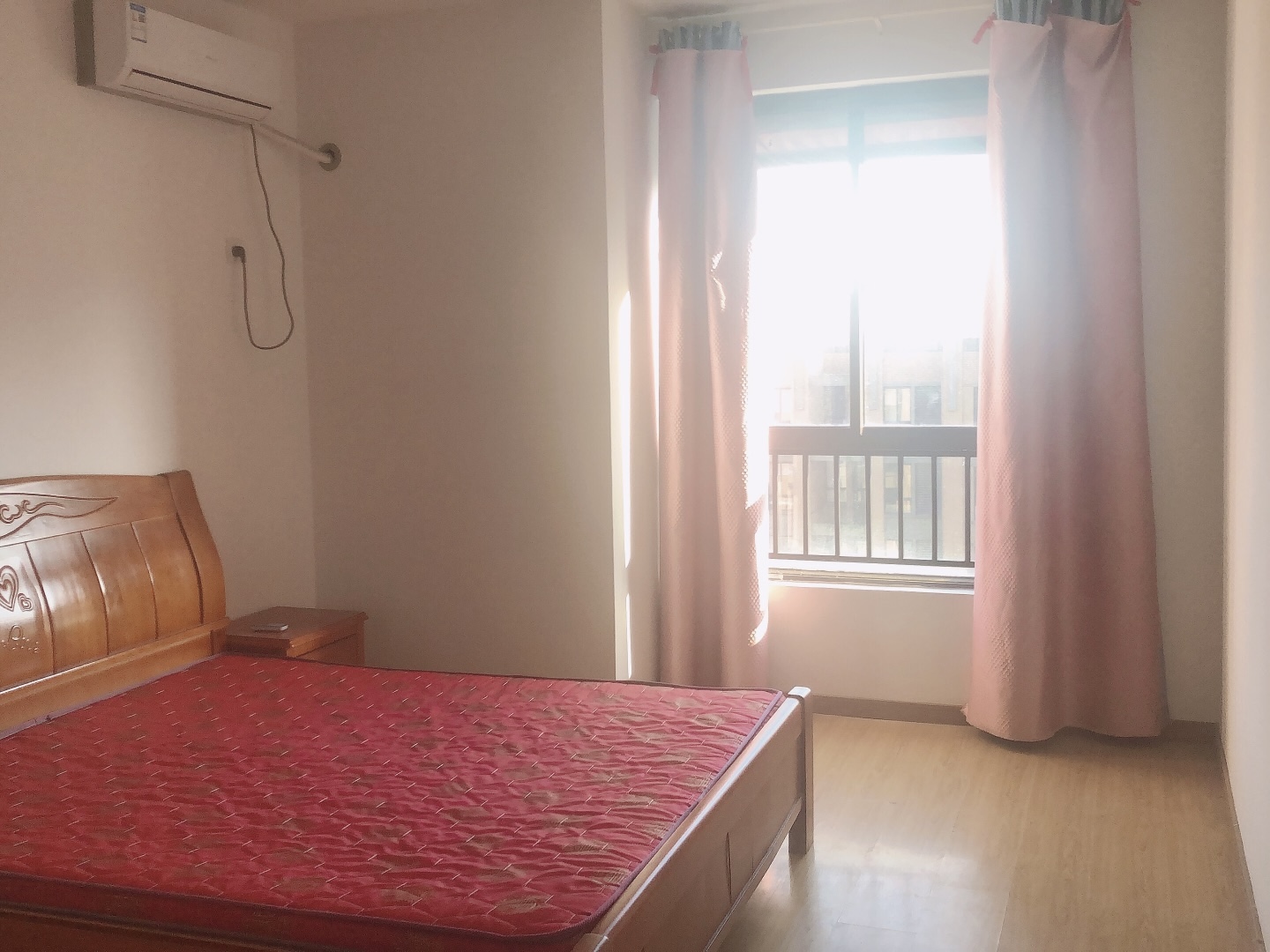 万和华府 3室2厅1卫 117.7m&sup2;